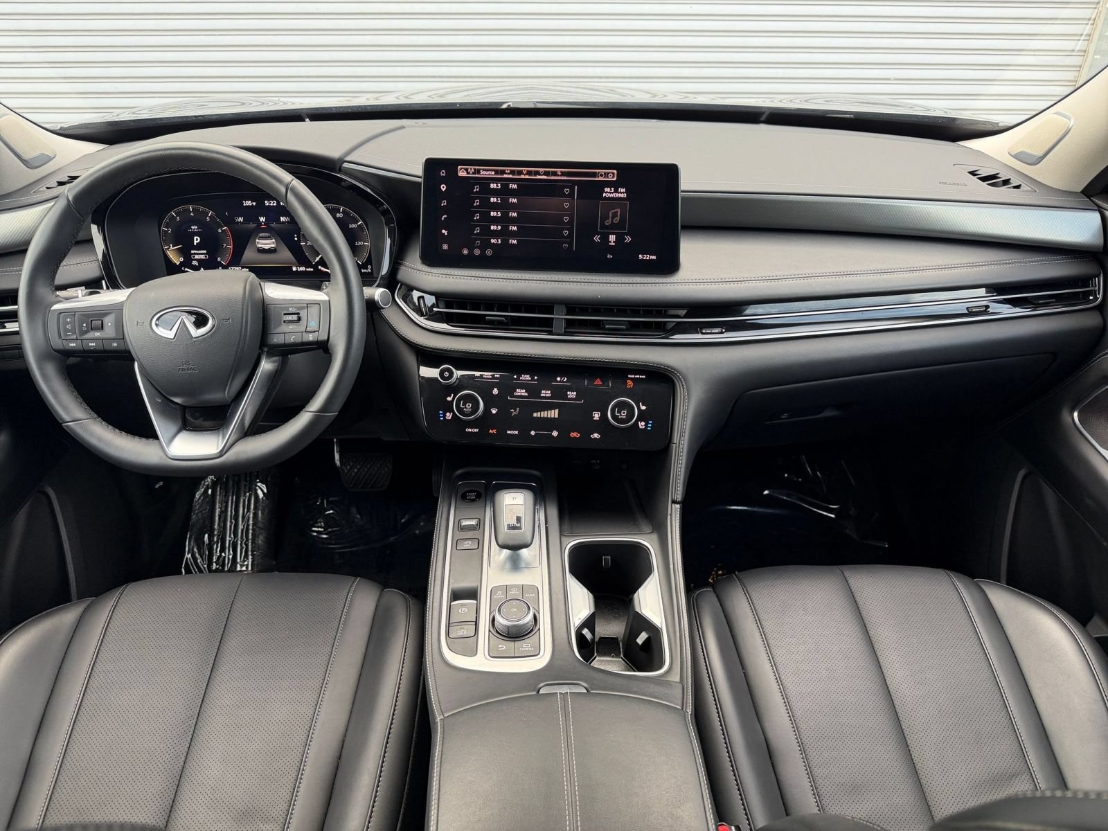 Thumbnail: 2026 INFINITI QX60 - 33