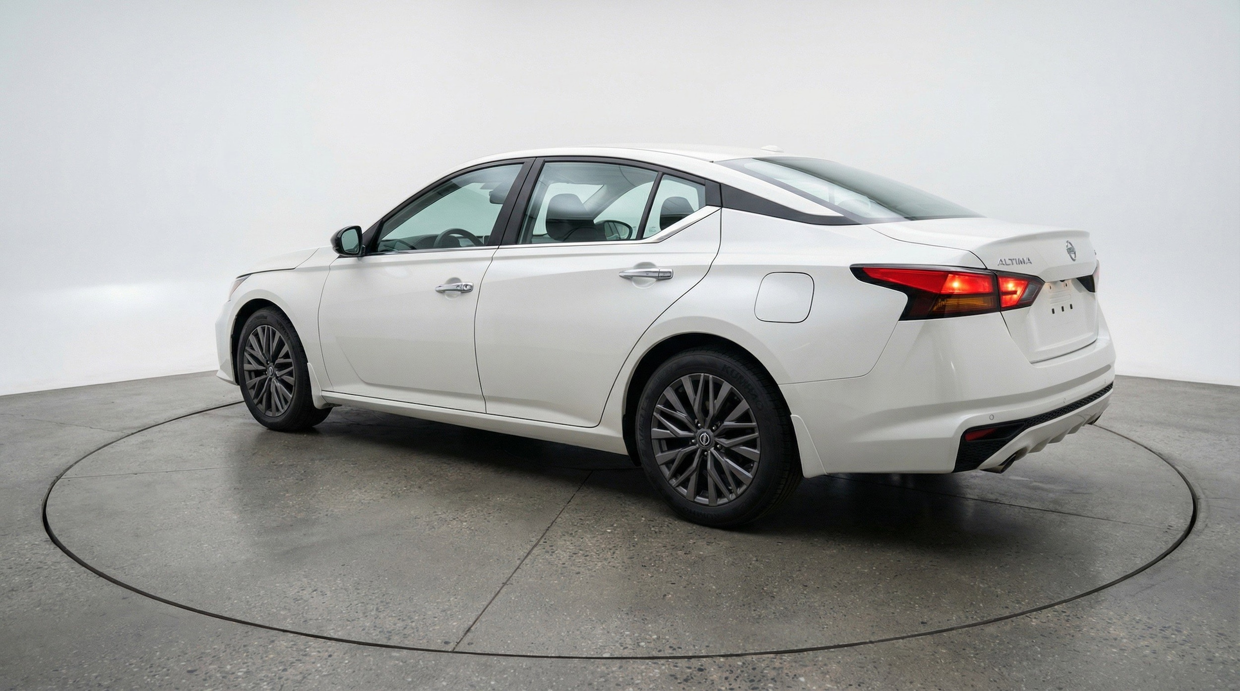 Thumbnail: 2025 Nissan Altima - 6