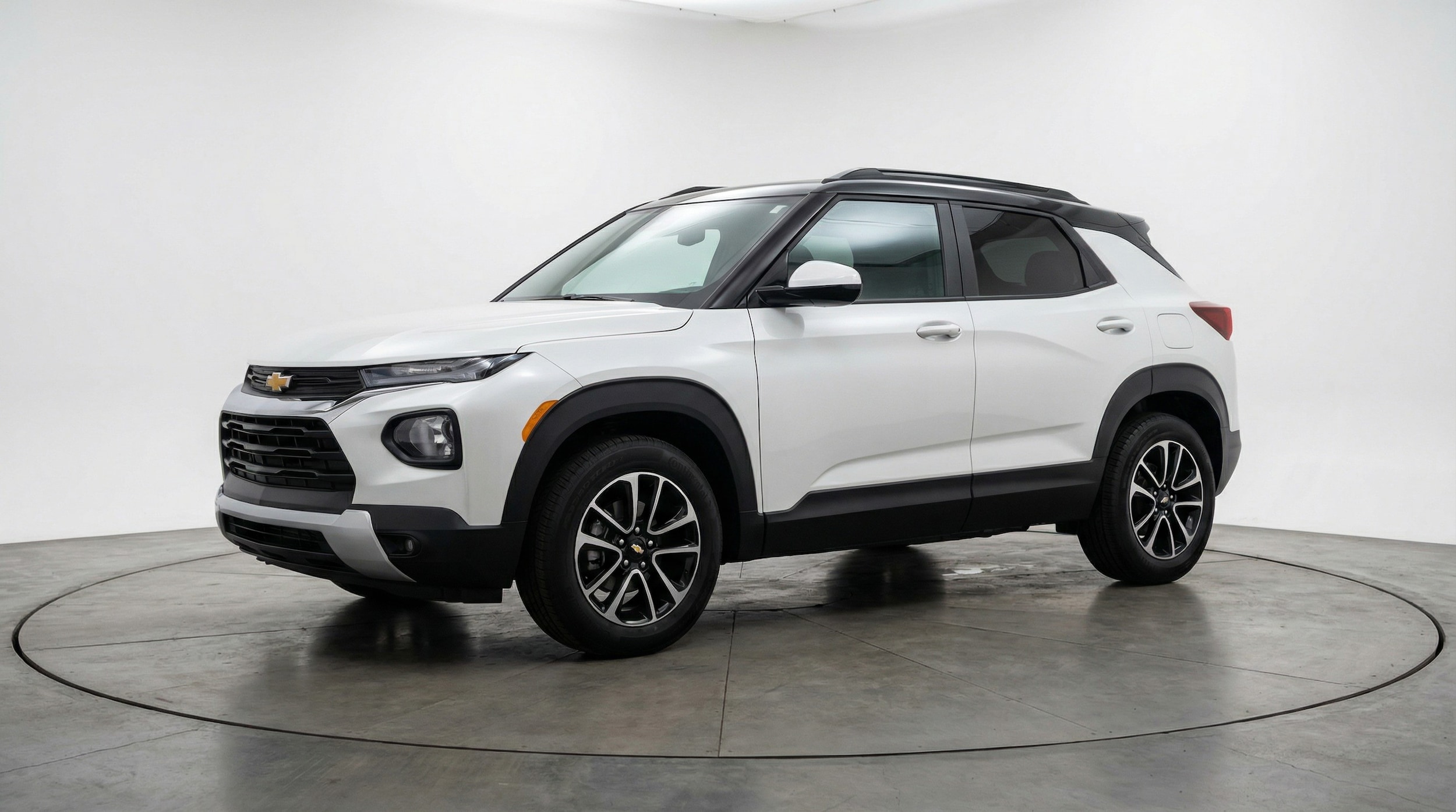 Thumbnail: 2025 Chevrolet TrailBlazer - 3