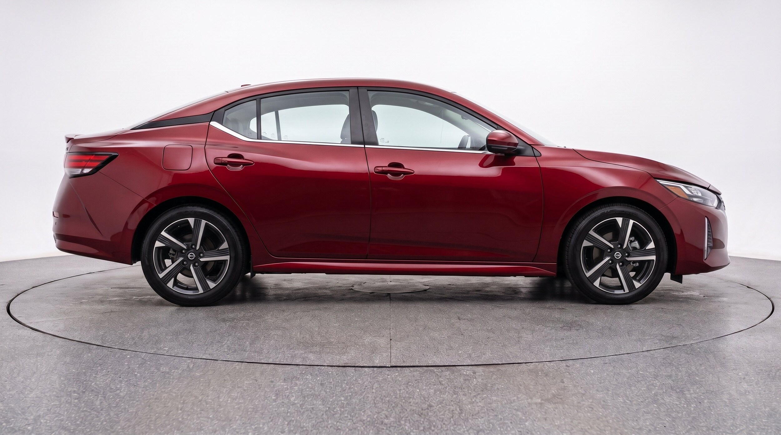 Thumbnail: 2025 Nissan Sentra - 10