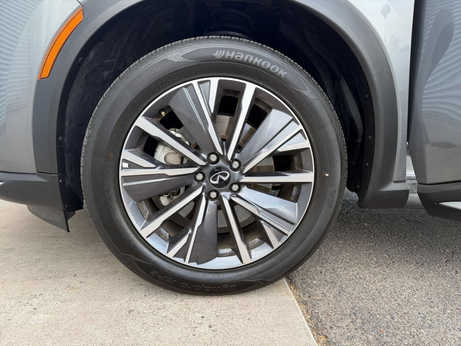 Thumbnail: 2026 INFINITI QX60 - 30