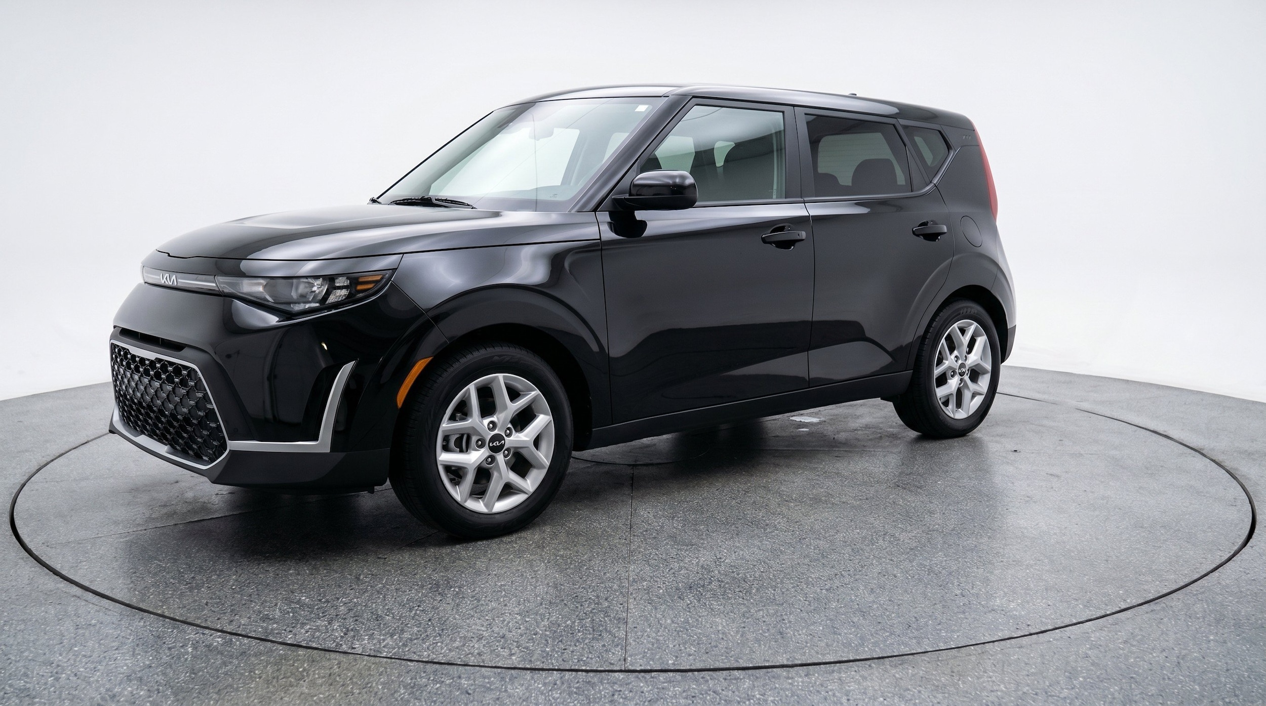 Thumbnail: 2025 Kia Soul - 3