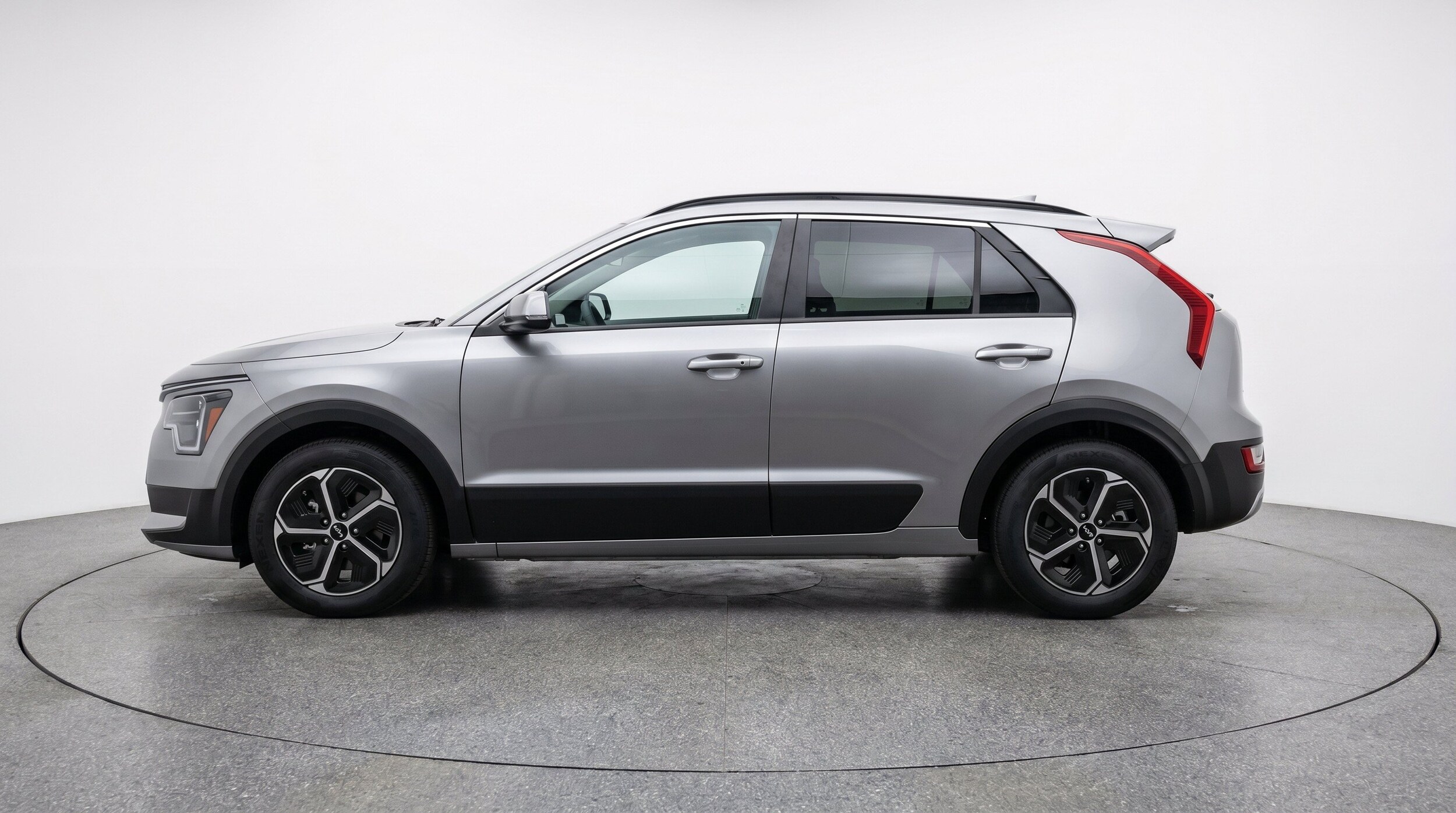 Thumbnail: 2026 Kia Niro - 5
