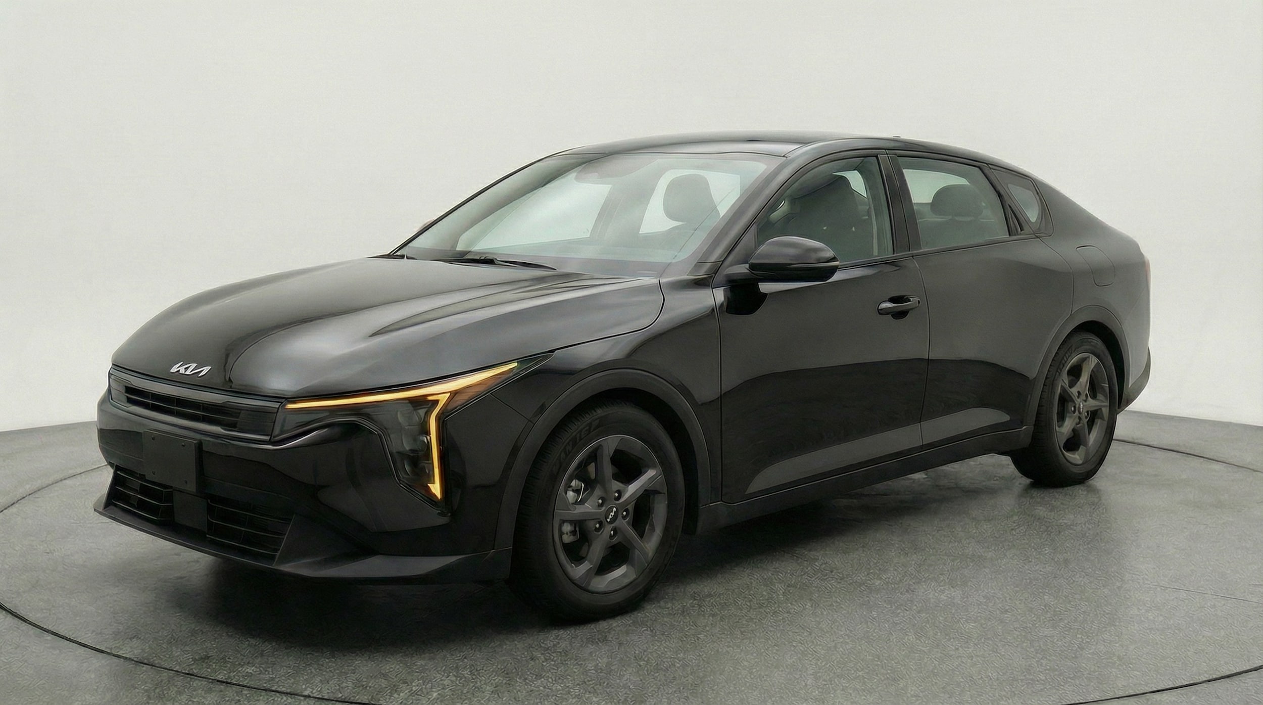 Thumbnail: 2025 Kia K4 - 3