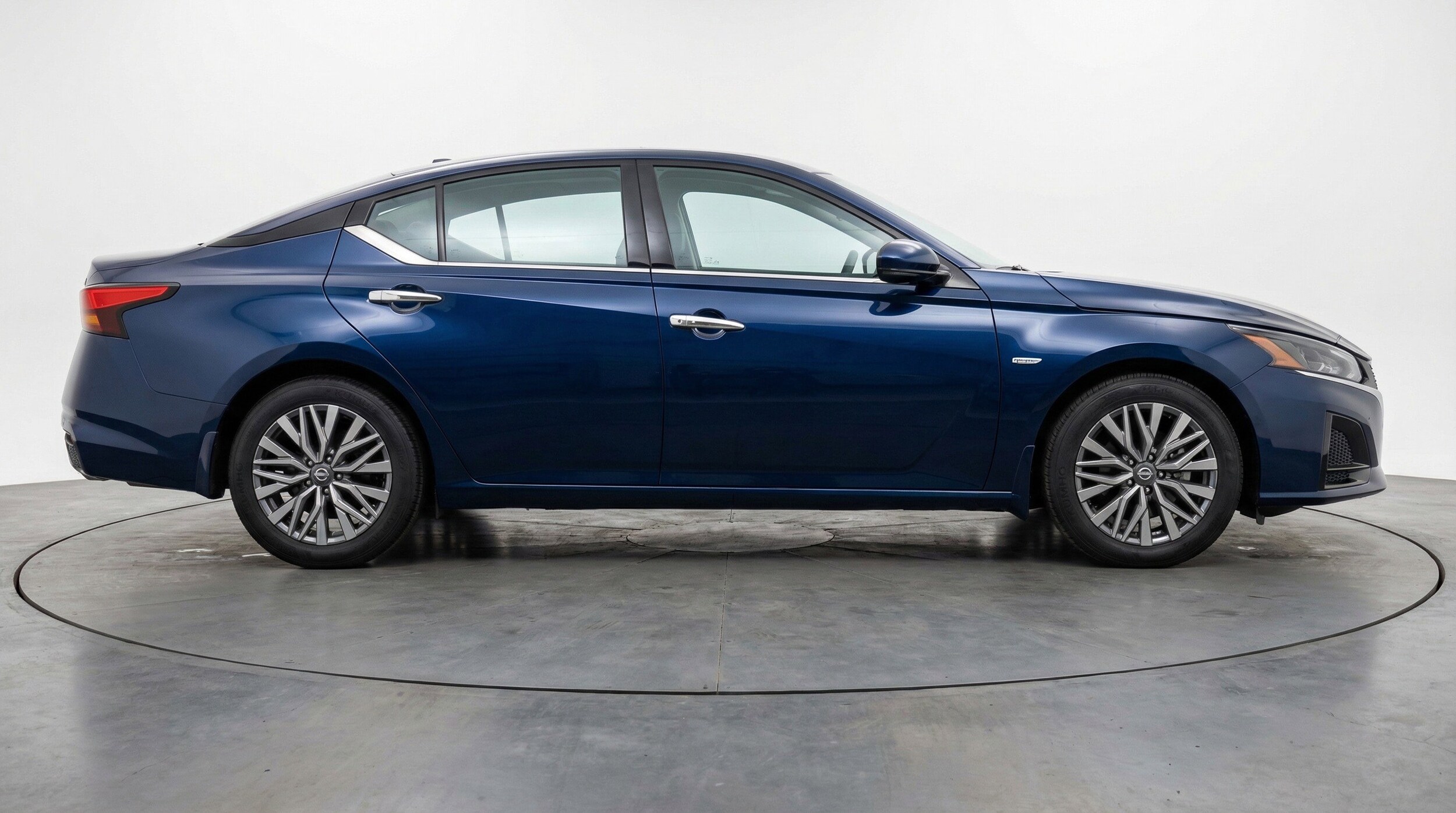 Thumbnail: 2025 Nissan Altima - 11