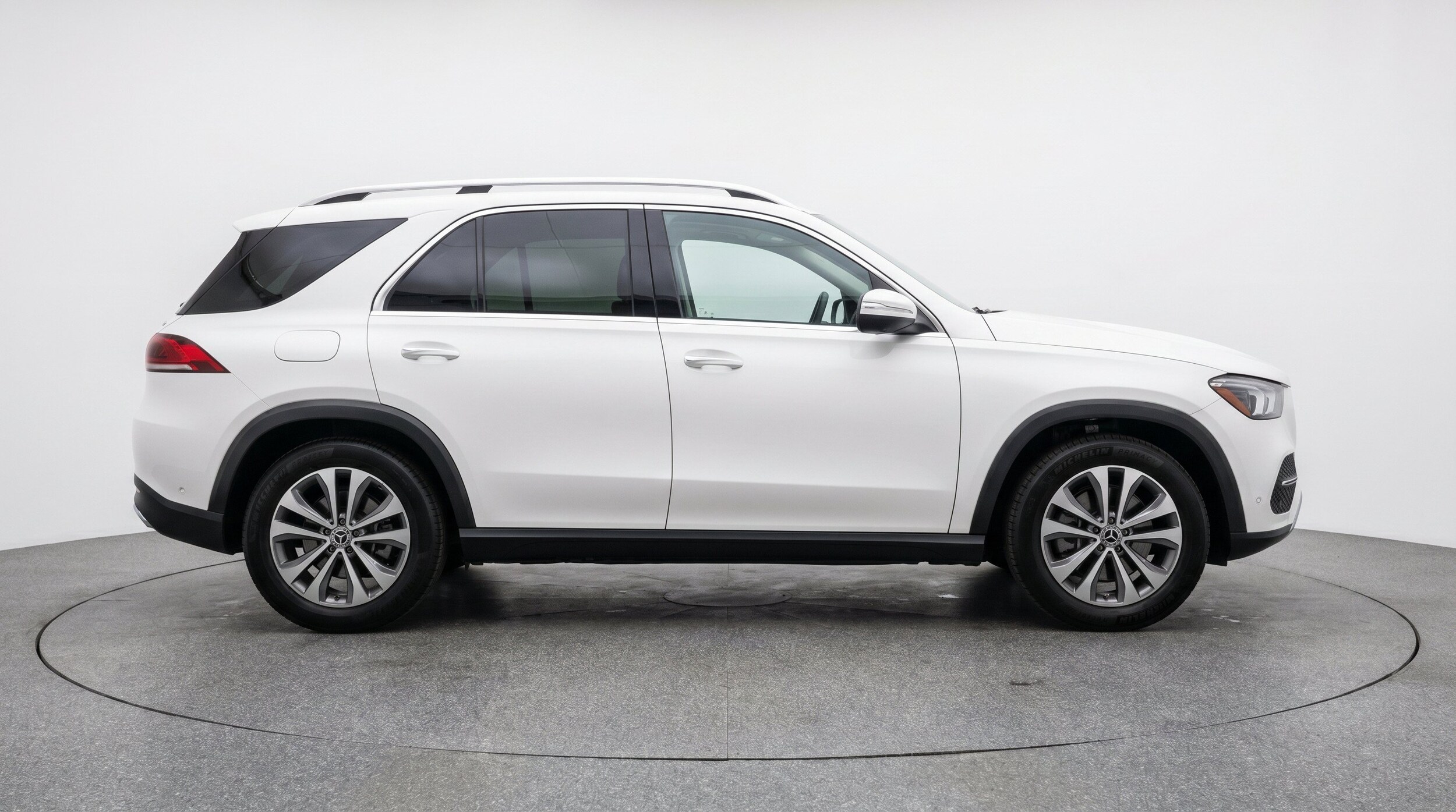 Thumbnail: 2026 Mercedes-Benz GLE - 11