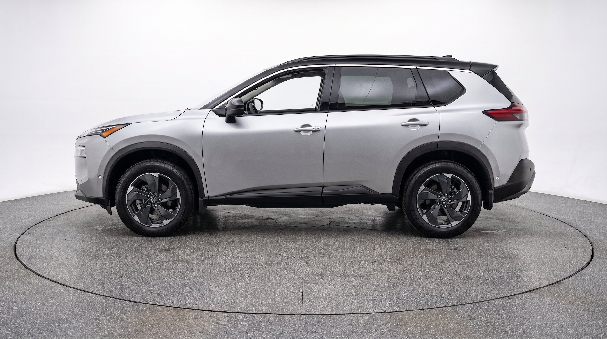 Thumbnail: 2025 Nissan Rogue - 5