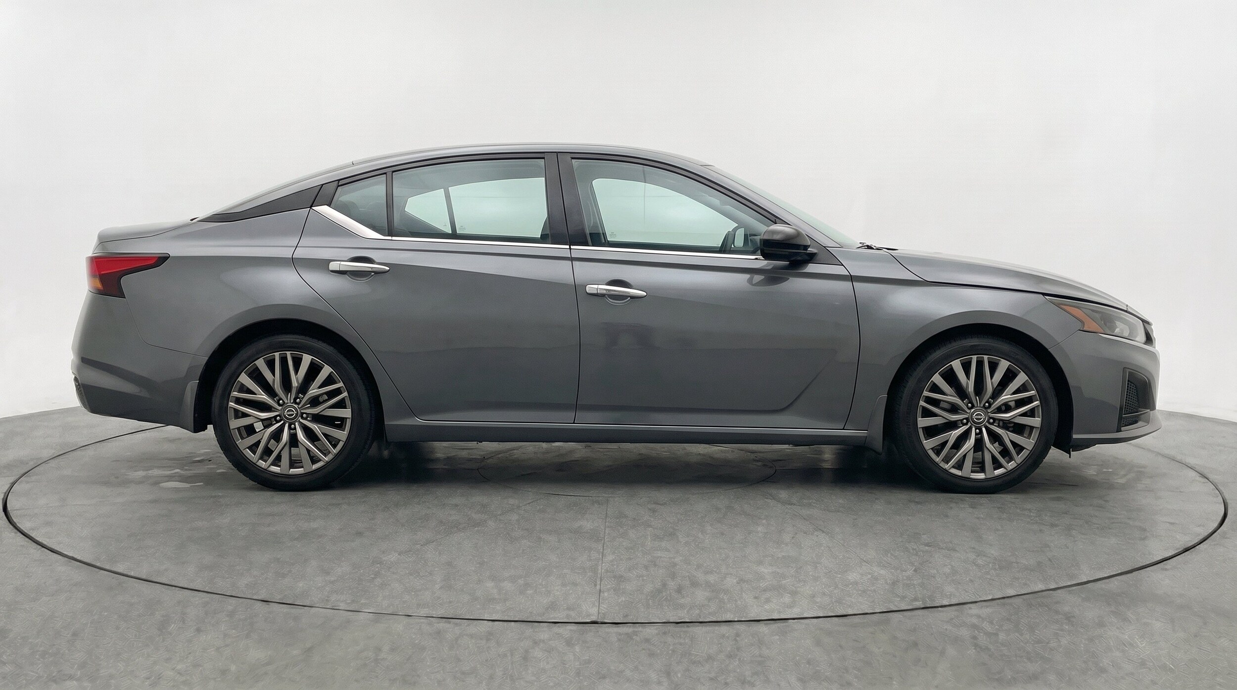 Thumbnail: 2025 Nissan Altima - 11