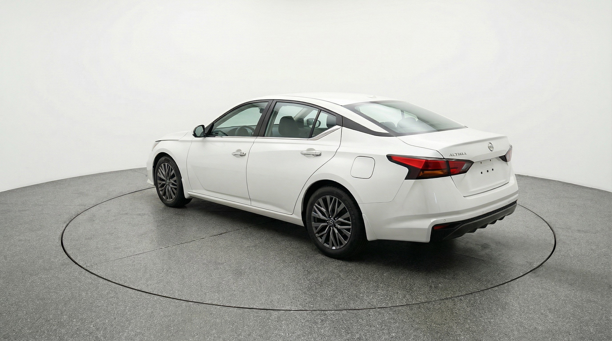 Thumbnail: 2025 Nissan Altima - 6