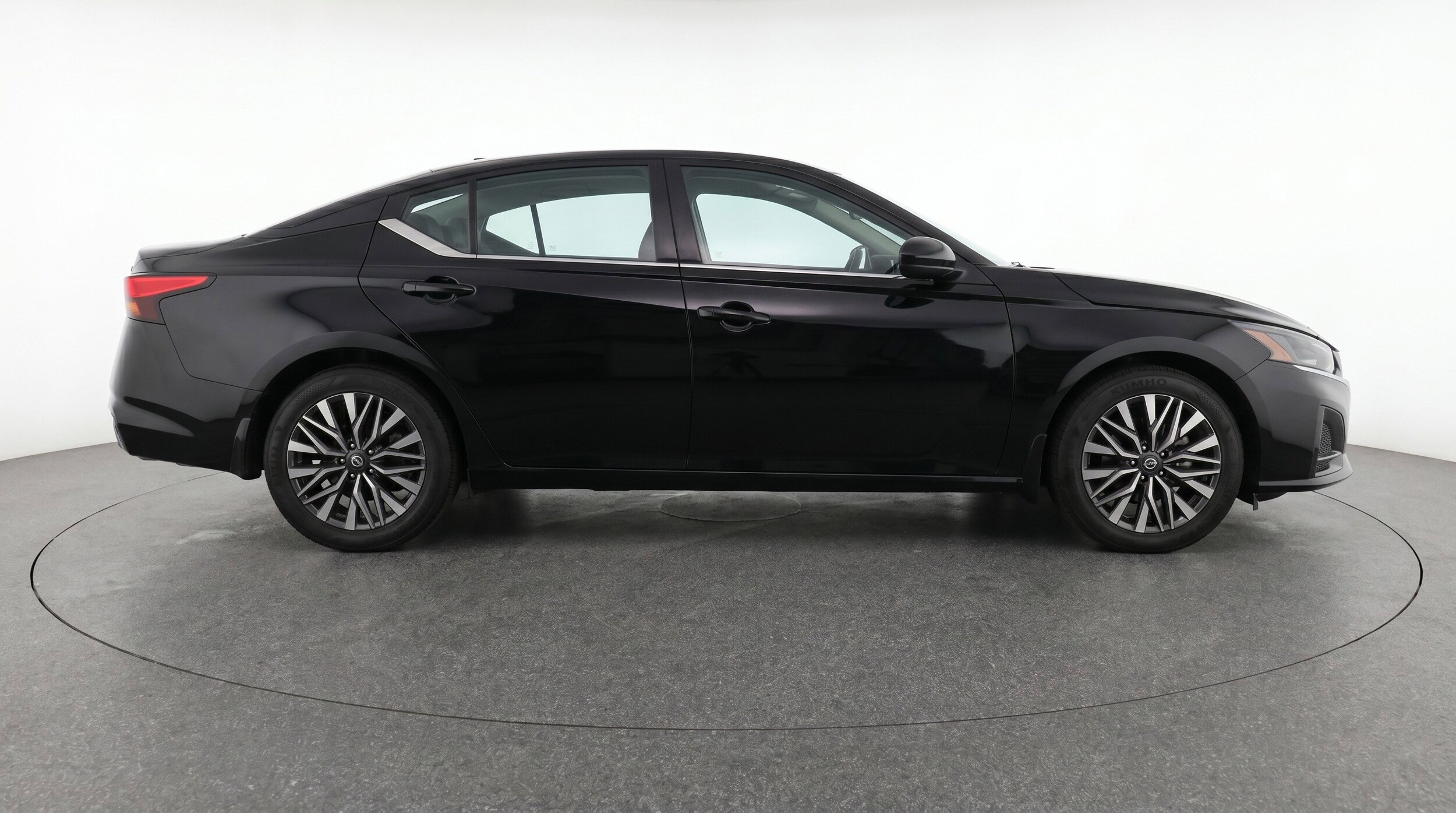 Thumbnail: 2025 Nissan Altima - 11
