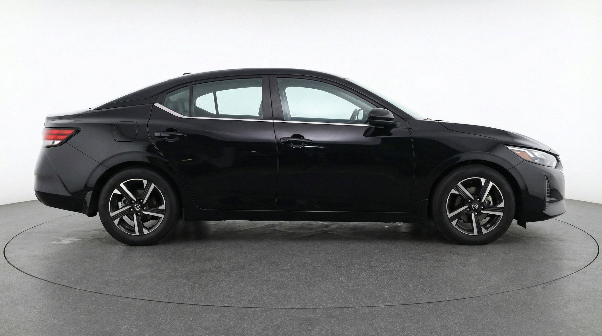 Thumbnail: 2025 Nissan Sentra - 11