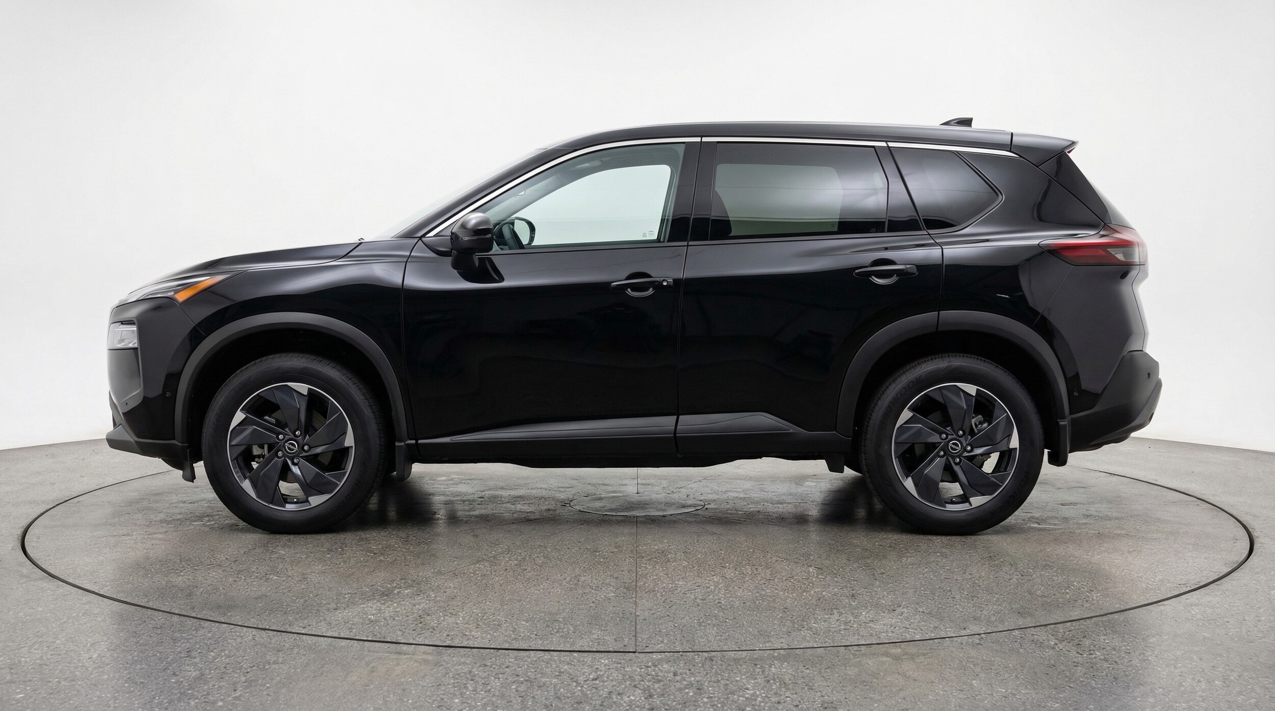 Thumbnail: 2025 Nissan Rogue - 4