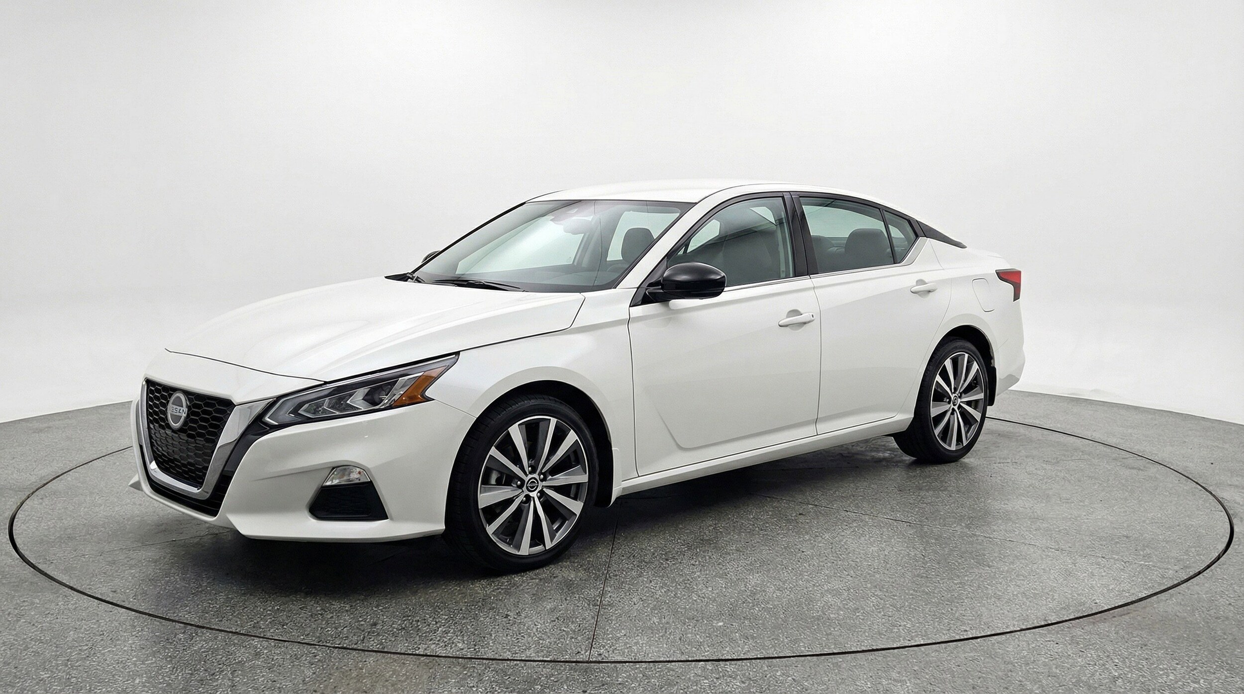 Thumbnail: 2025 Nissan Altima - 3