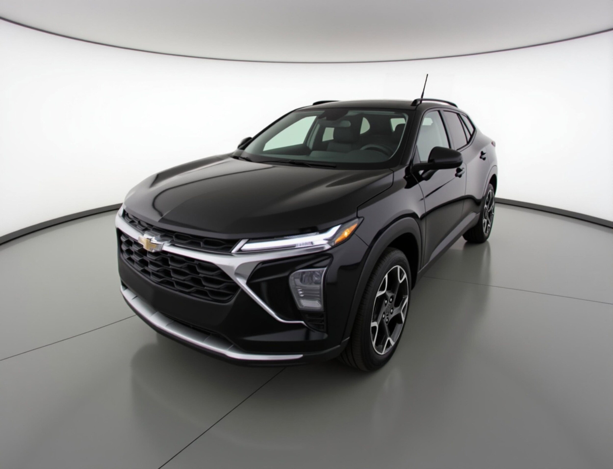 Thumbnail: 2025 Chevrolet Trax - 3