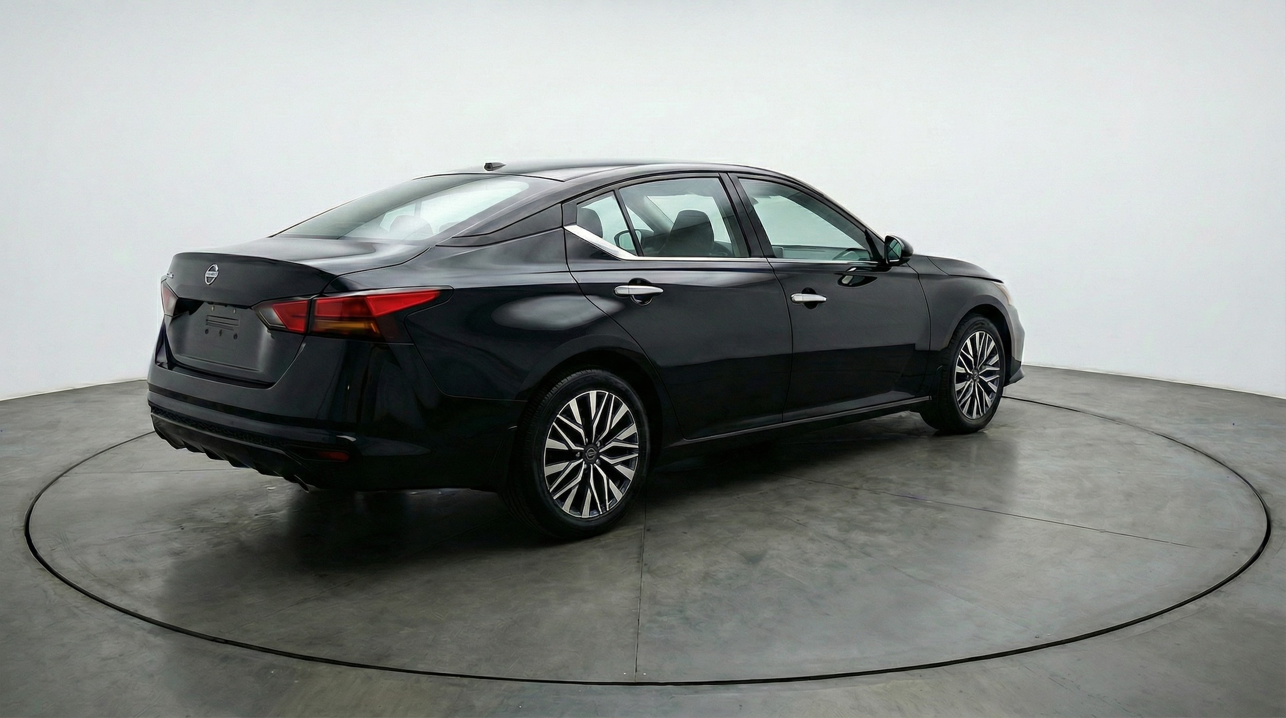 Thumbnail: 2025 Nissan Altima - 7