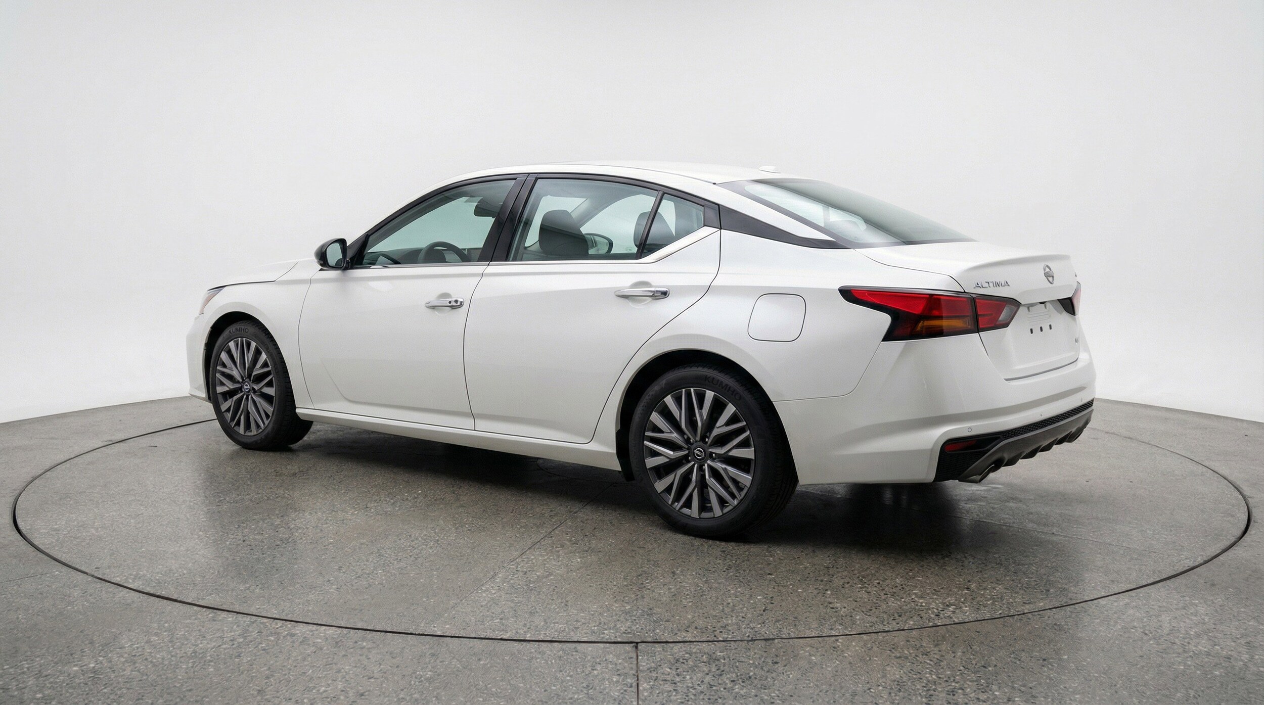 Thumbnail: 2025 Nissan Altima - 6