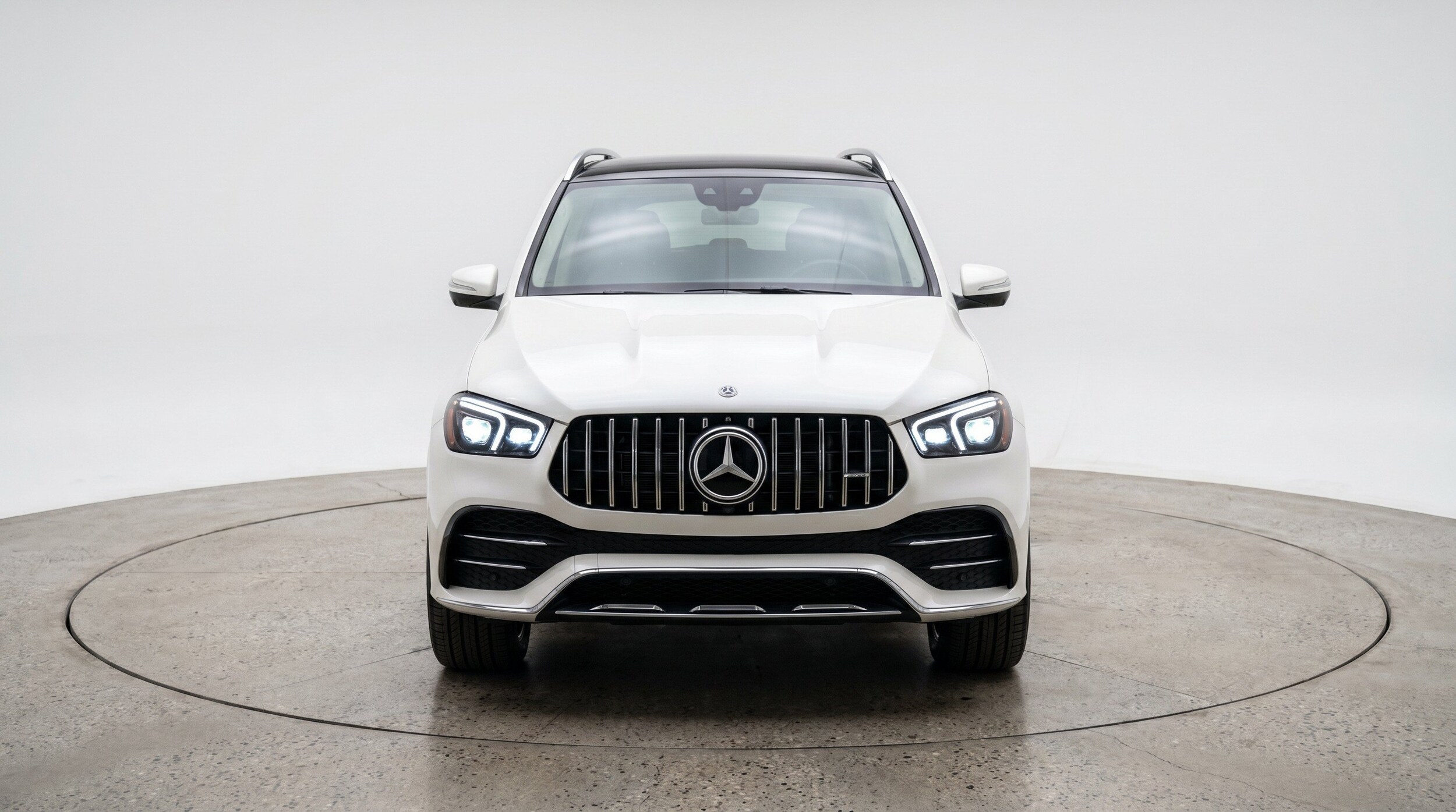 Thumbnail: 2026 Mercedes-Benz GLE - 2