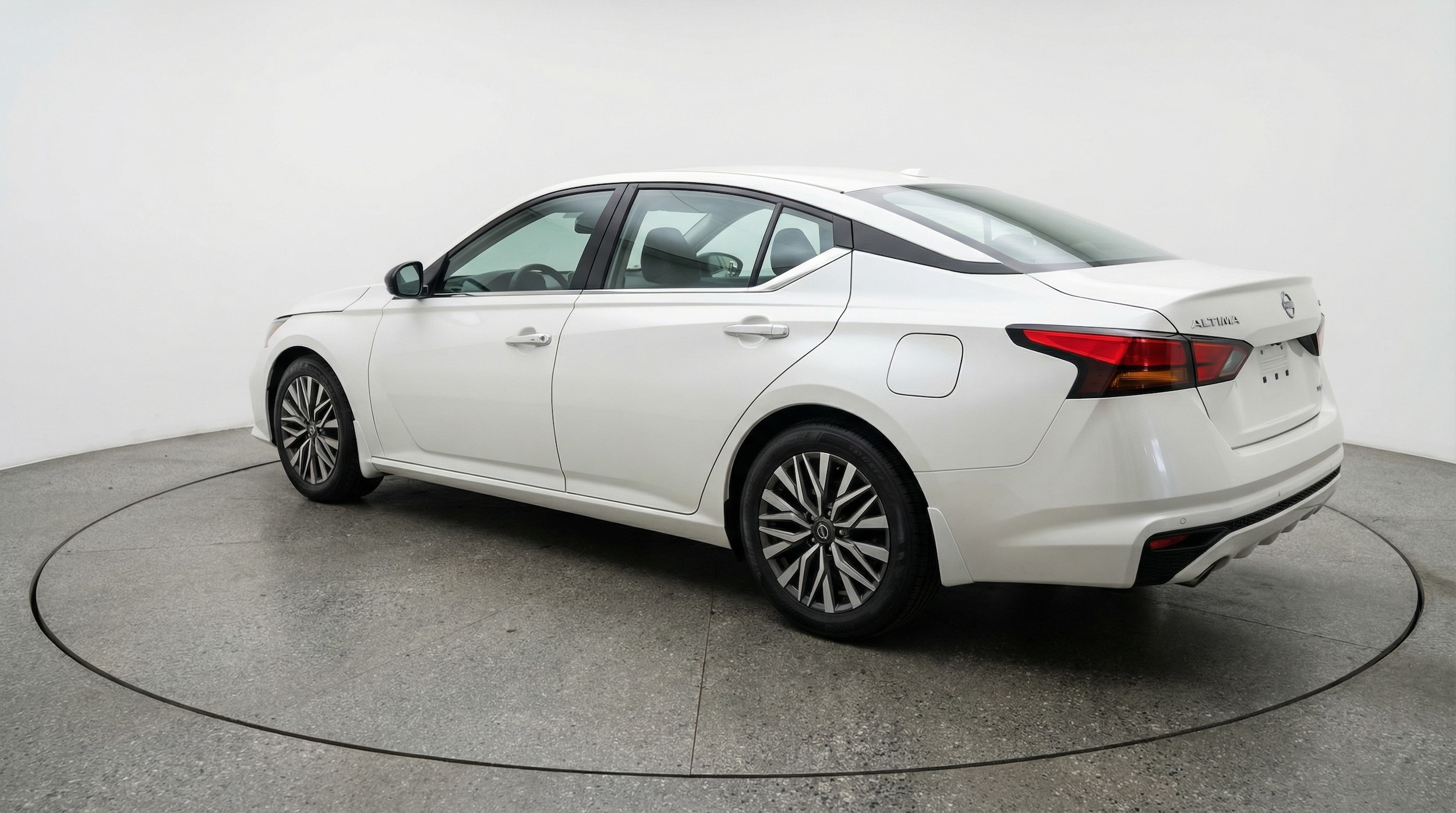 Thumbnail: 2025 Nissan Altima - 5