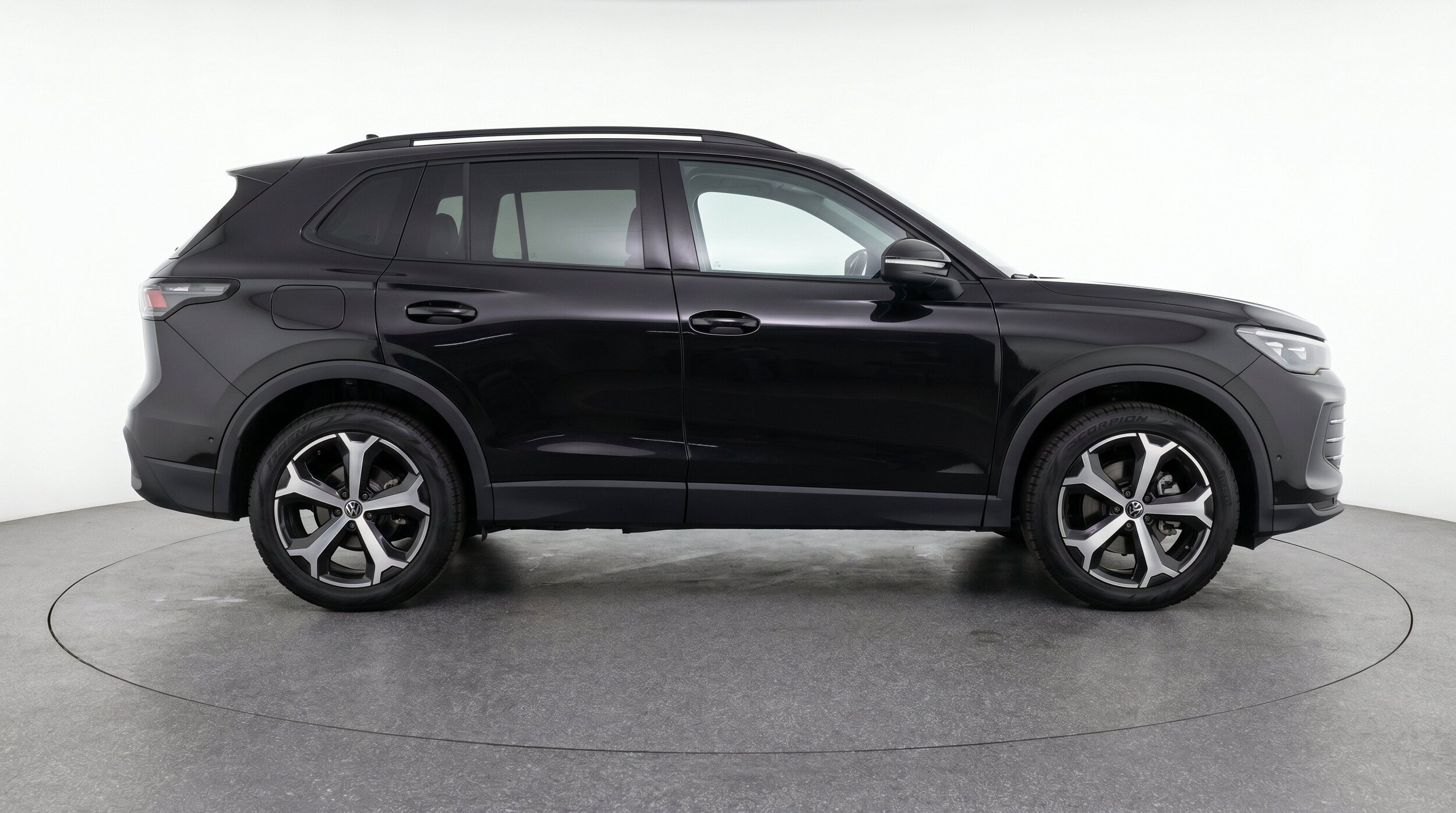 Thumbnail: 2026 Volkswagen Tiguan - 11