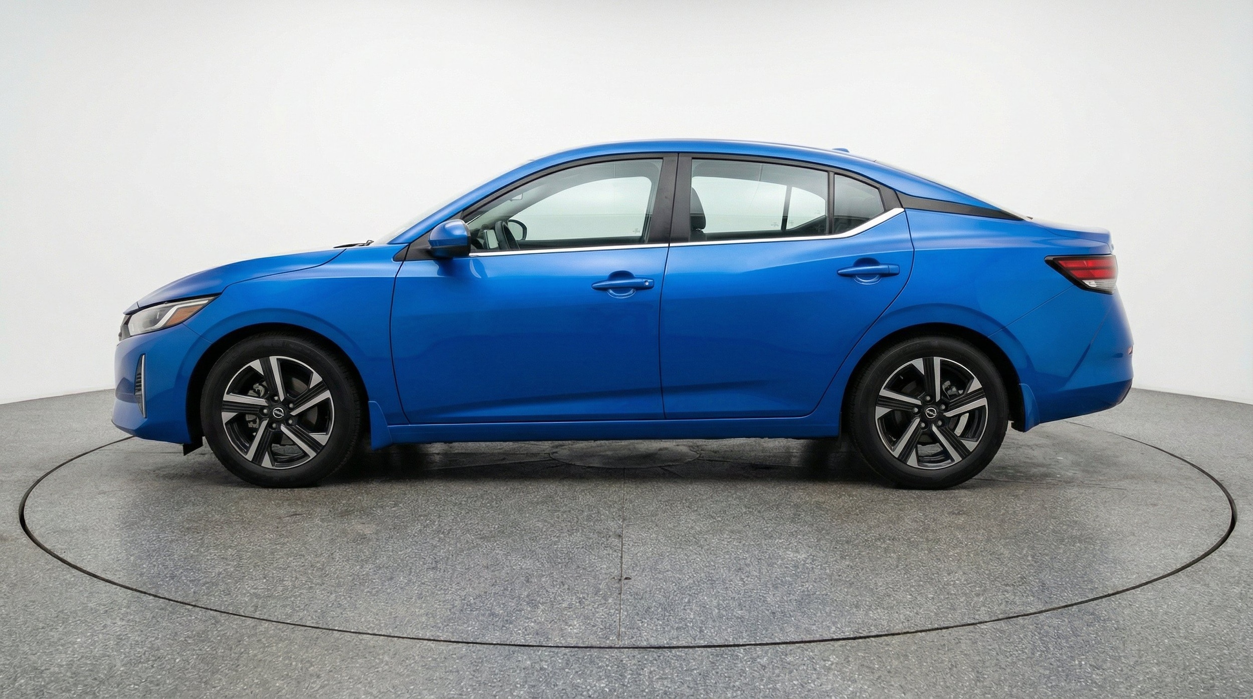 Thumbnail: 2025 Nissan Sentra - 5