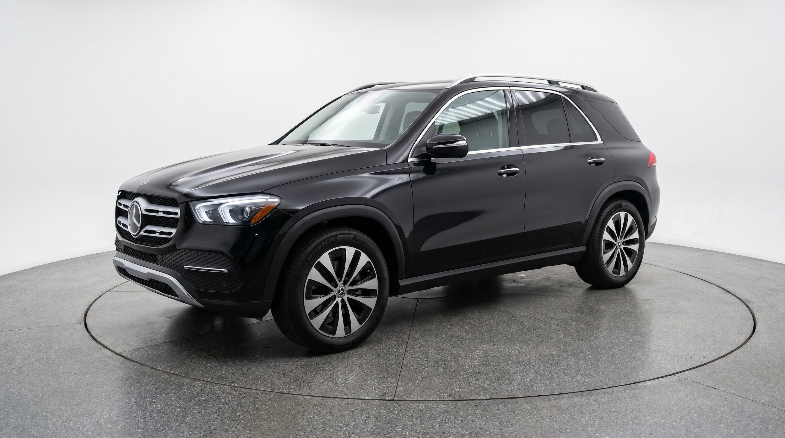 Thumbnail: 2026 Mercedes-Benz GLE - 3