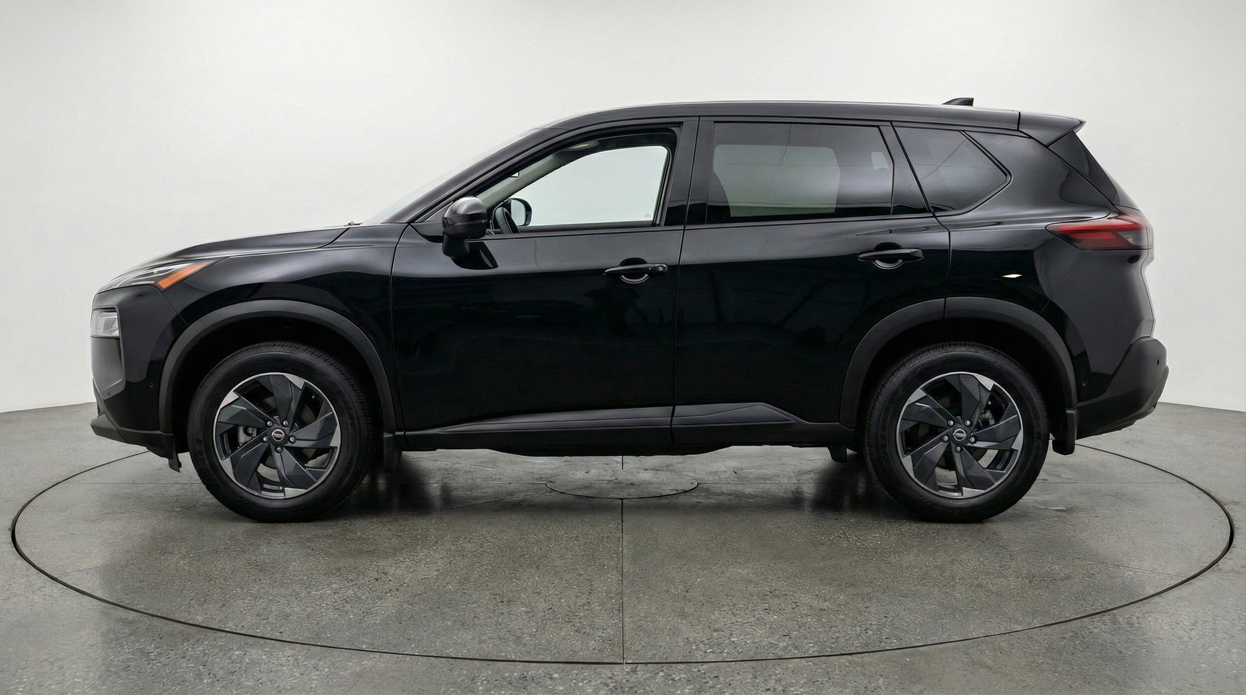 Thumbnail: 2025 Nissan Rogue - 5