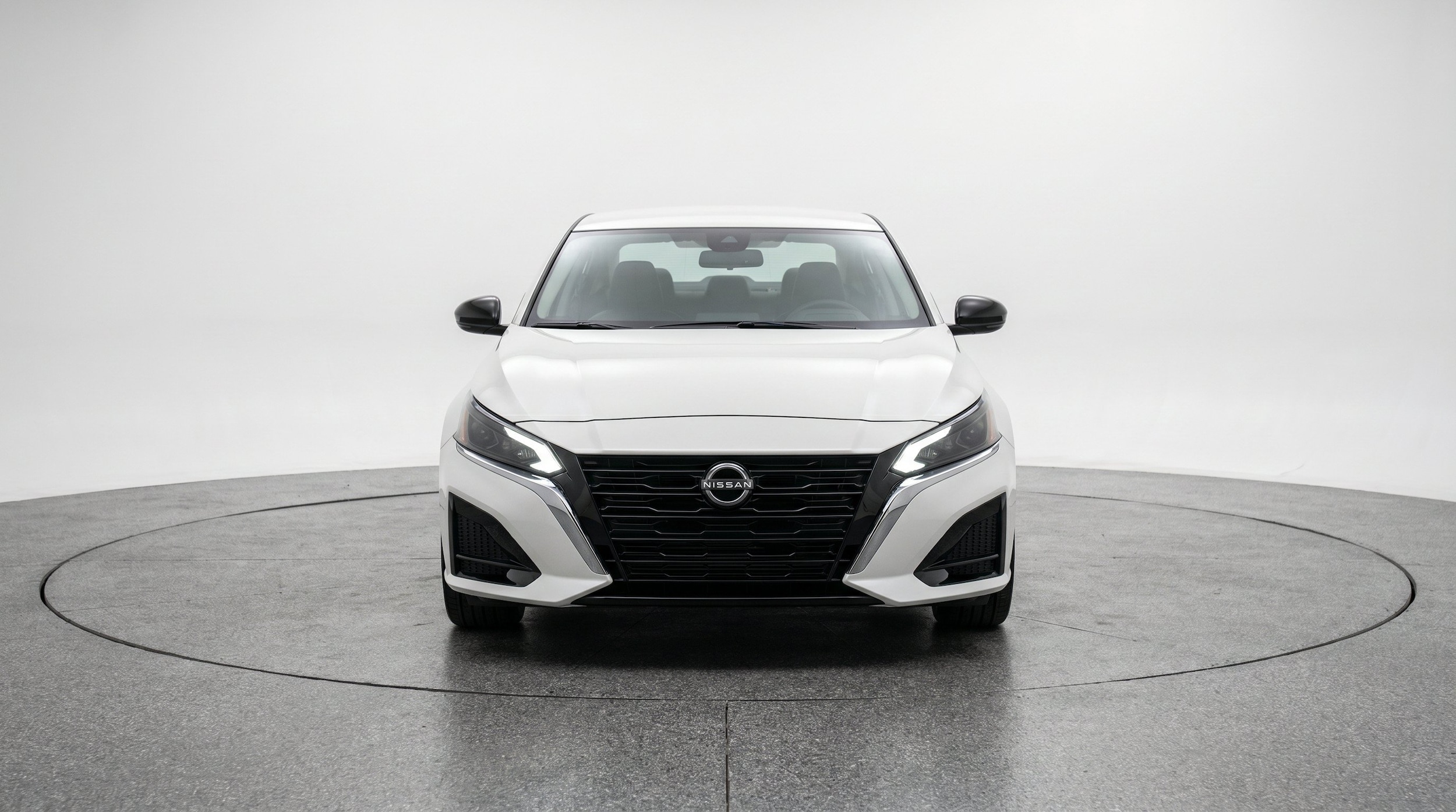 Thumbnail: 2025 Nissan Altima - 2