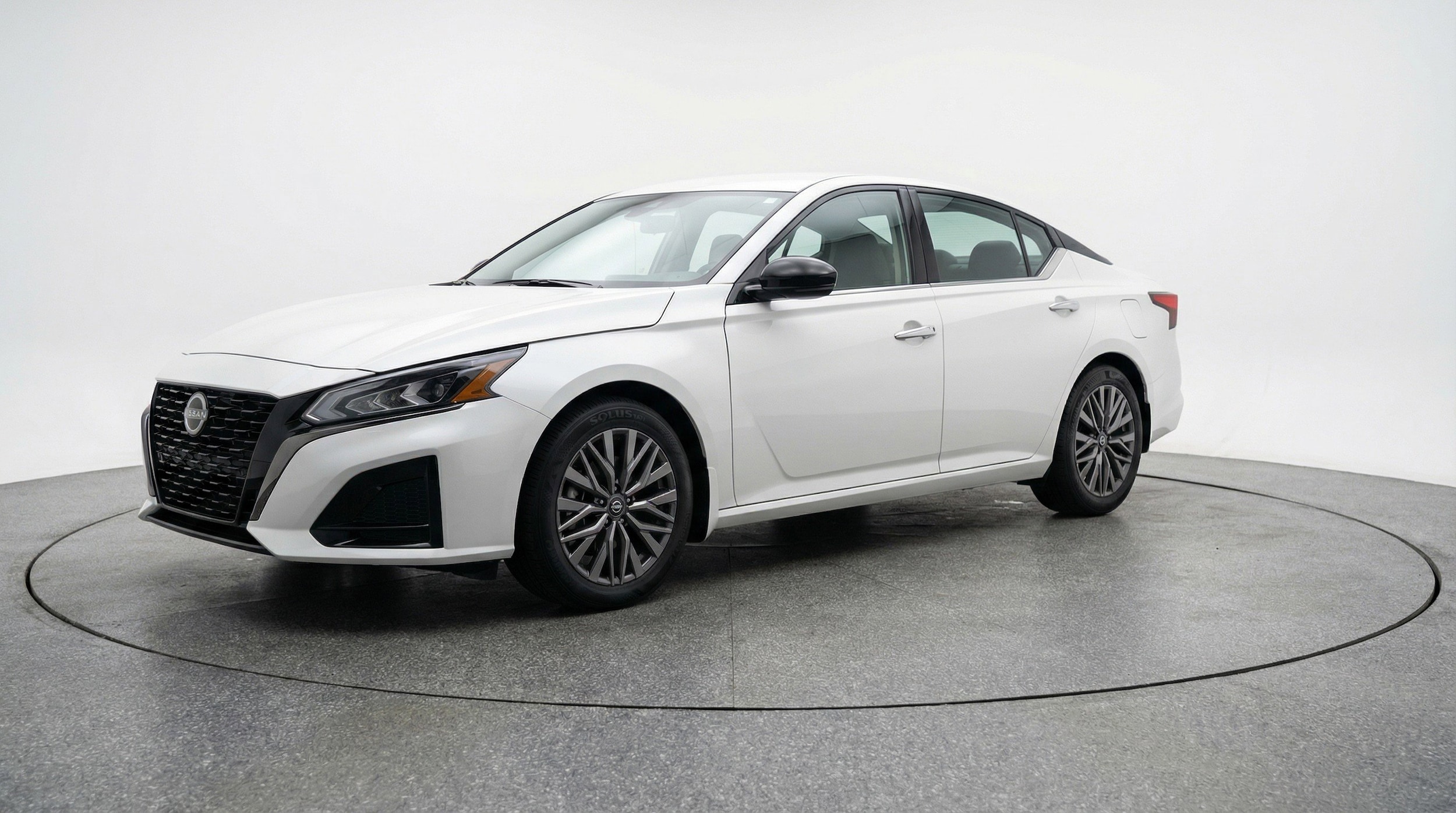 Thumbnail: 2025 Nissan Altima - 3