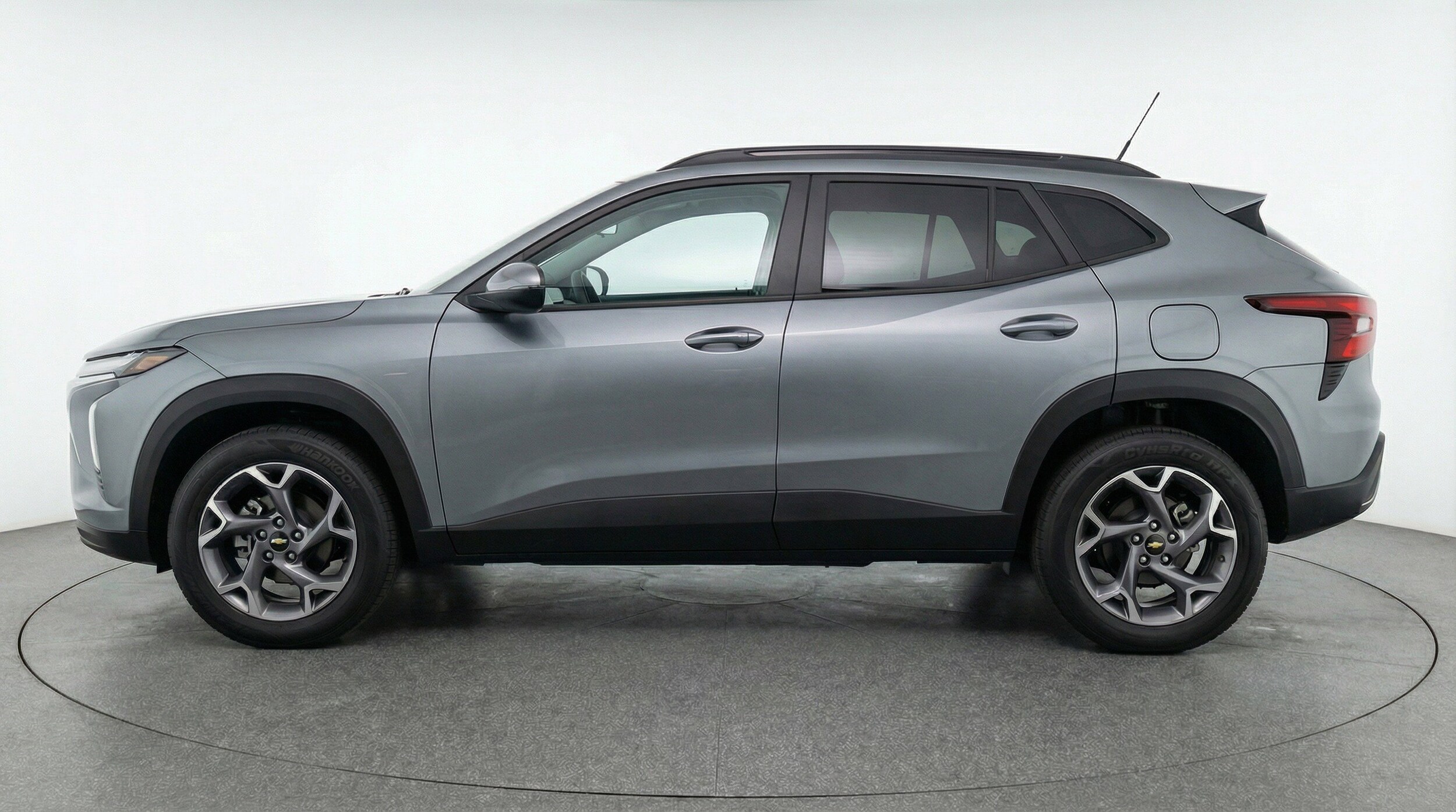 Thumbnail: 2025 Chevrolet Trax - 5