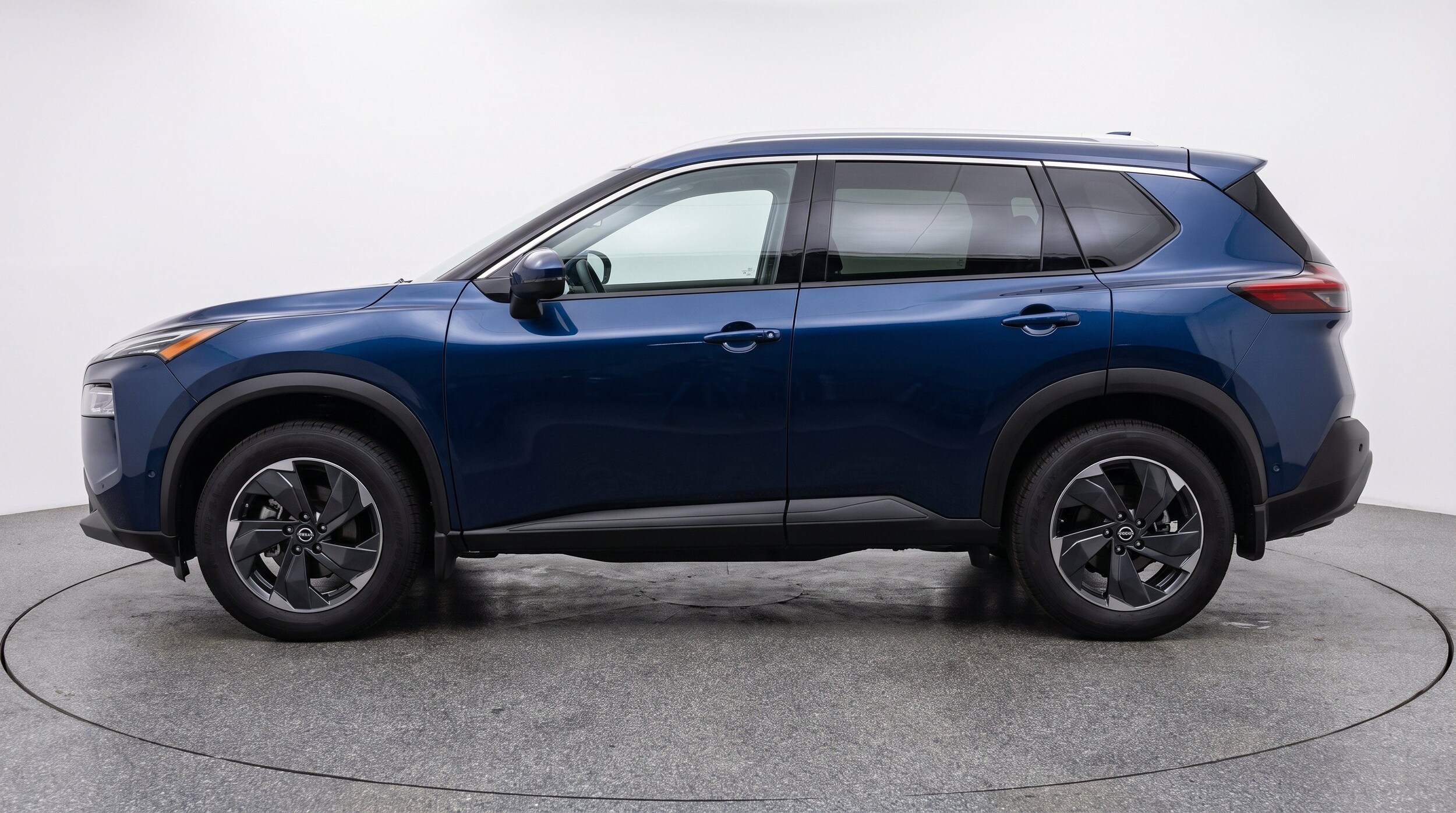 Thumbnail: 2025 Nissan Rogue - 5