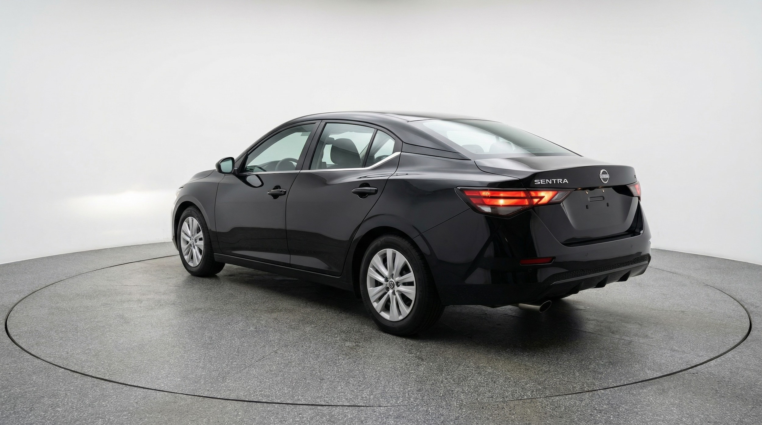 Thumbnail: 2025 Nissan Sentra - 5