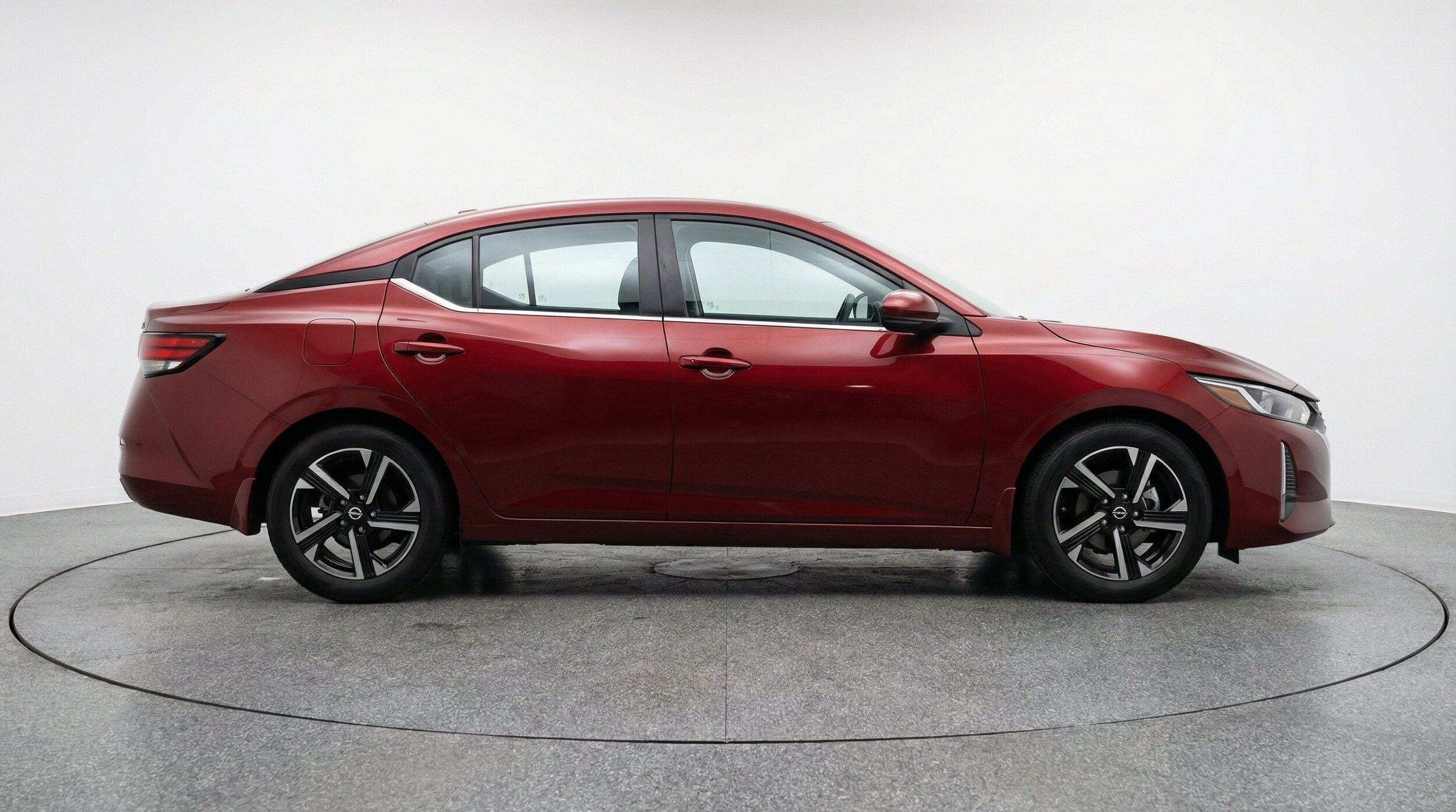 Thumbnail: 2025 Nissan Sentra - 11
