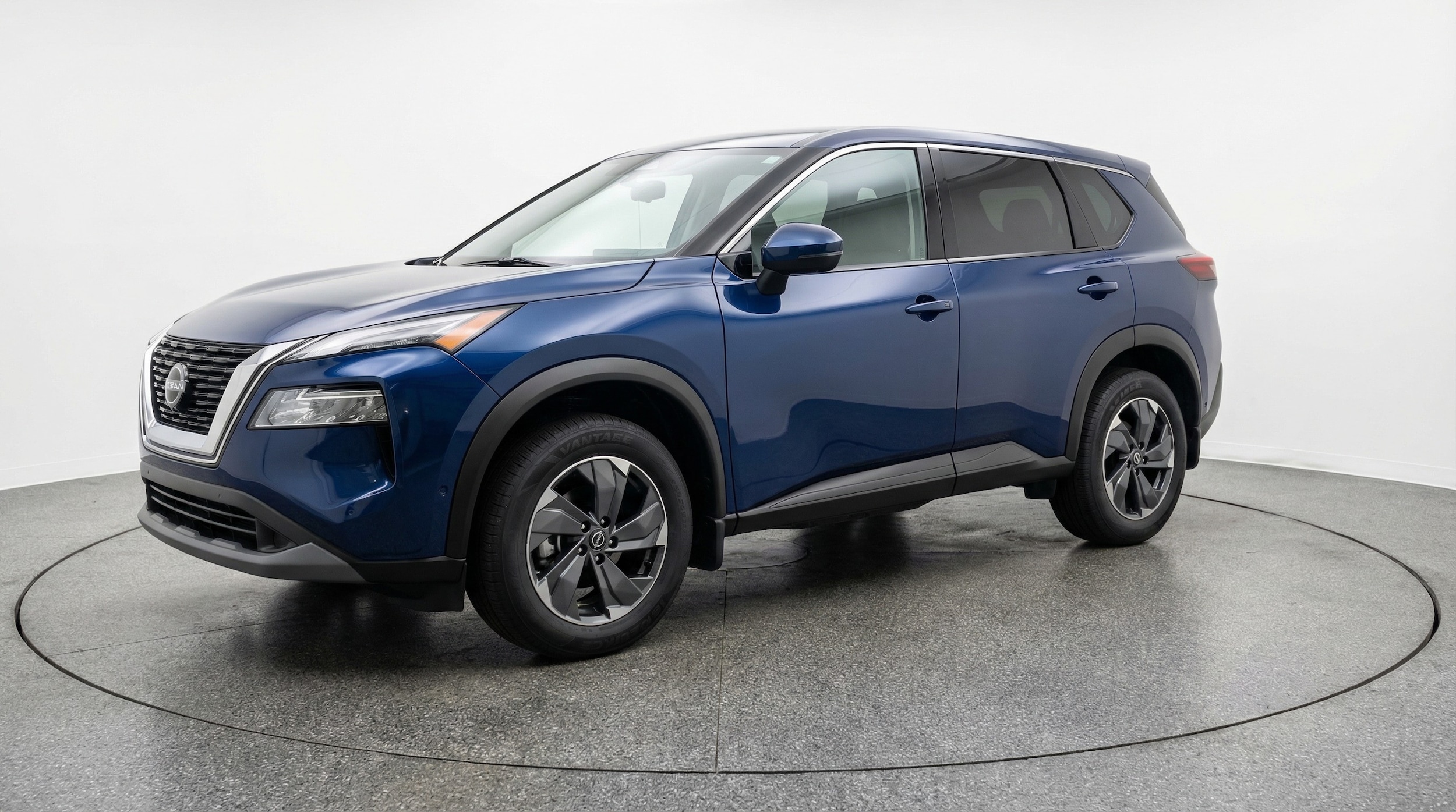 Thumbnail: 2025 Nissan Rogue - 3