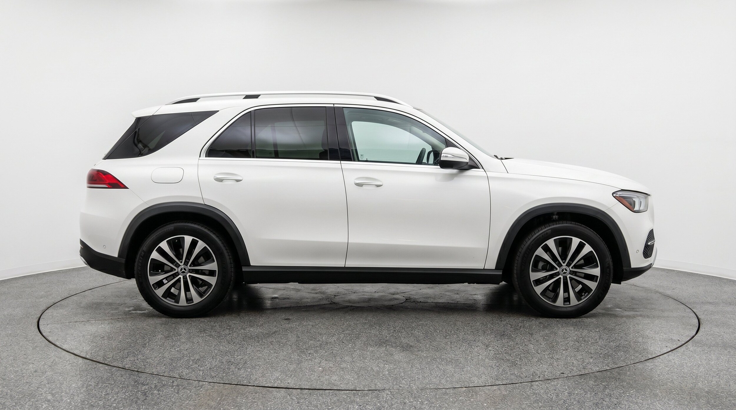 Thumbnail: 2026 Mercedes-Benz GLE - 11