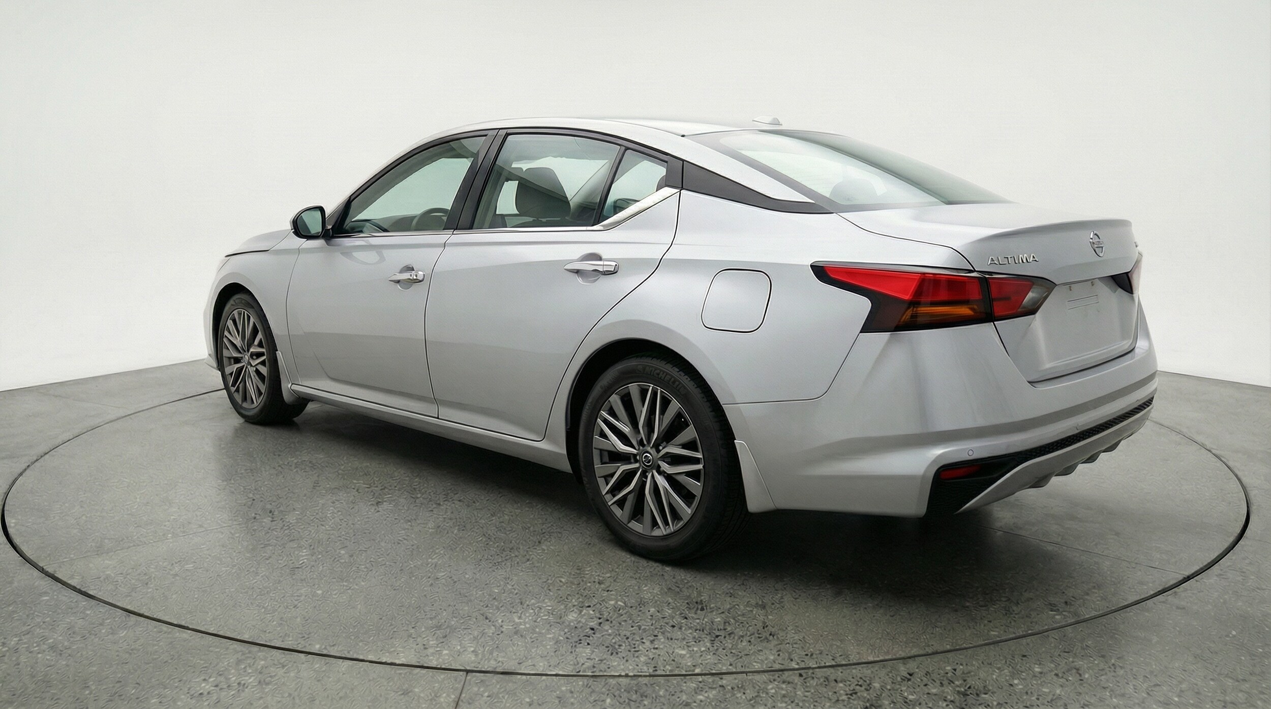 Thumbnail: 2025 Nissan Altima - 5