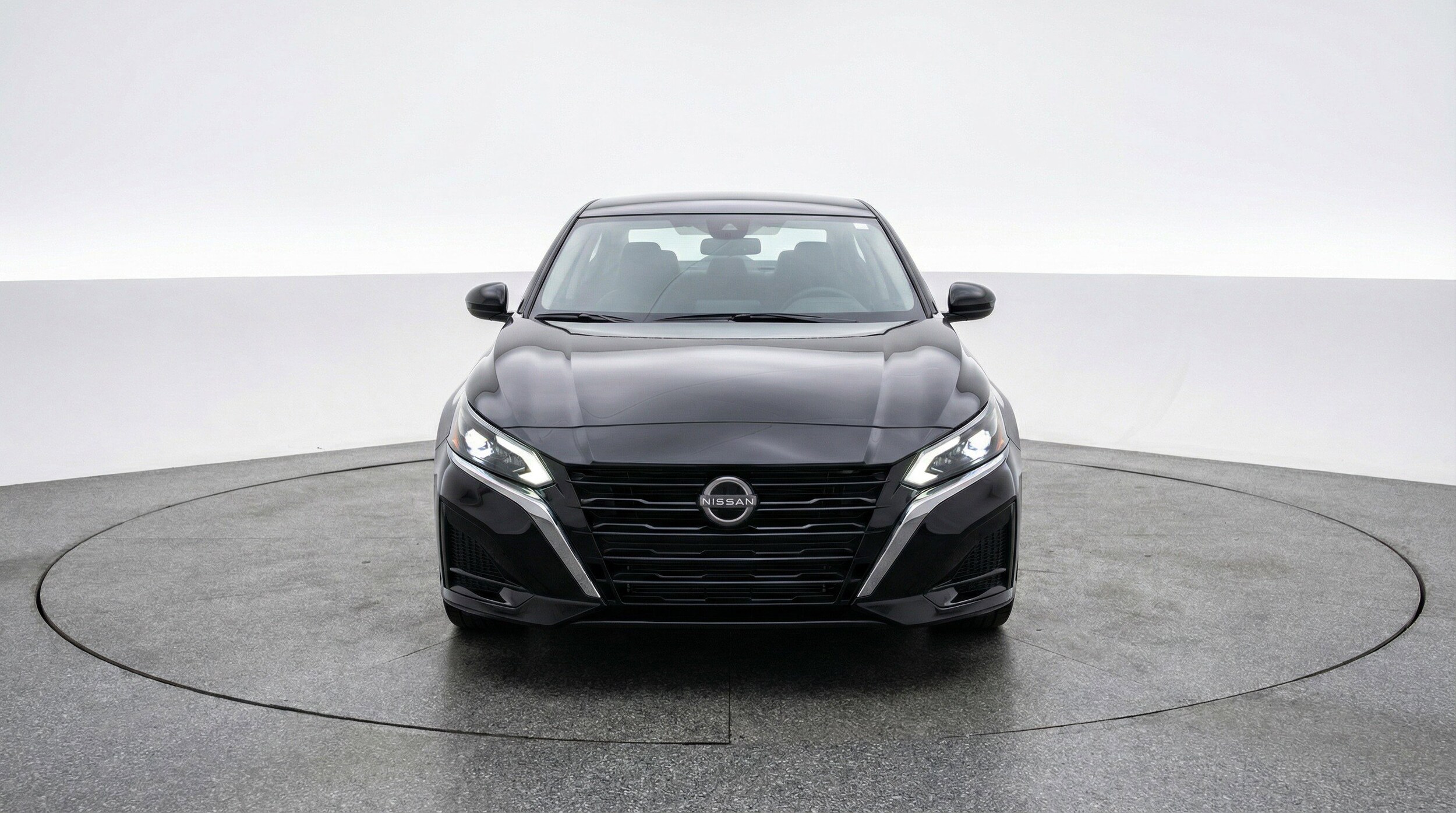 Thumbnail: 2025 Nissan Altima - 2