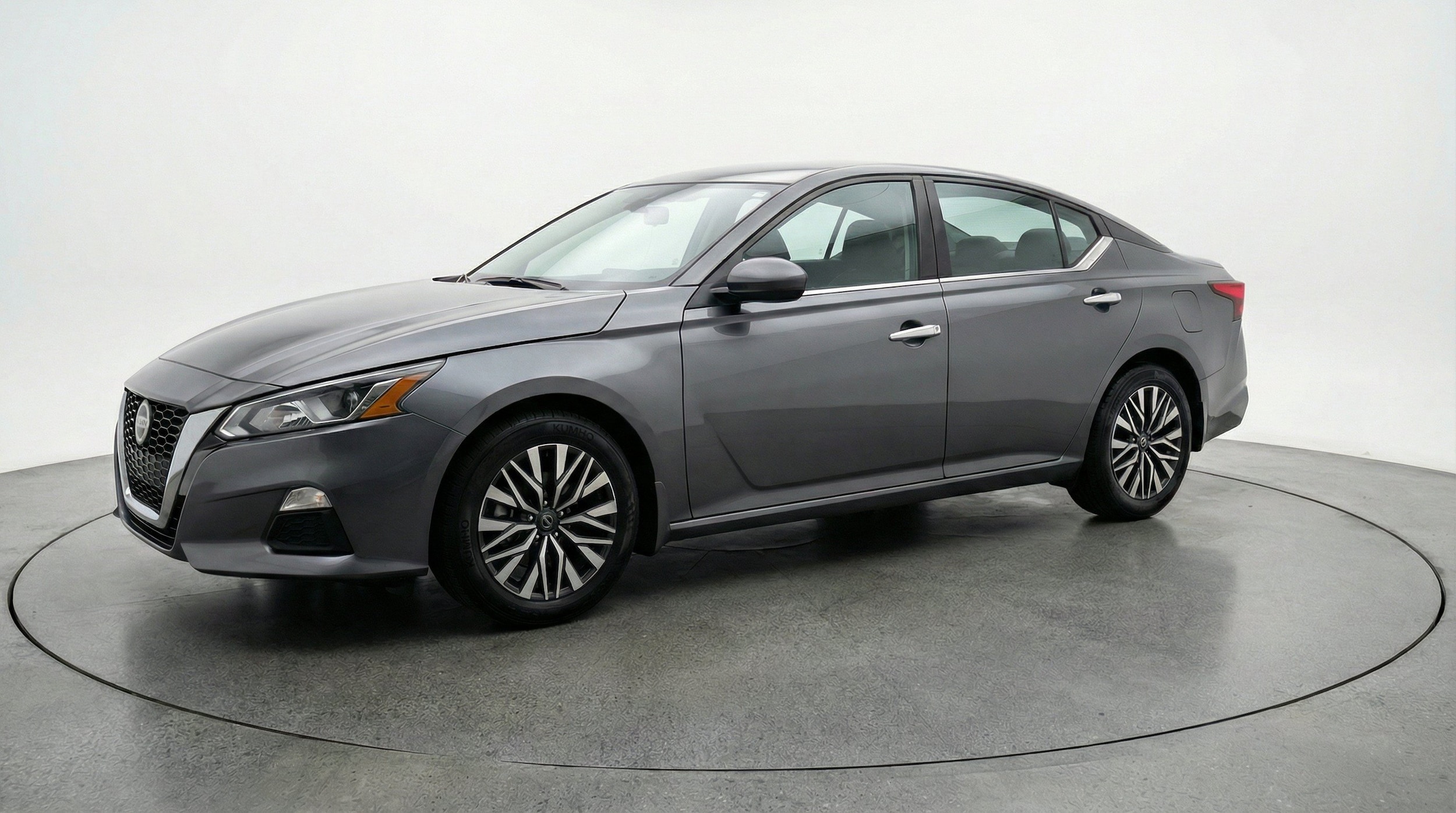 Thumbnail: 2025 Nissan Altima - 3