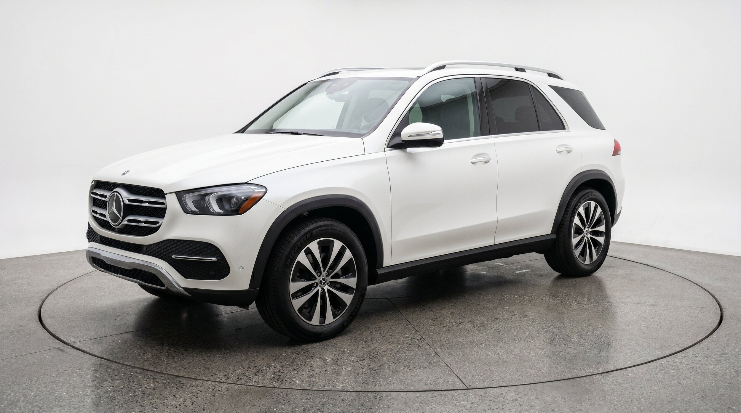 Thumbnail: 2026 Mercedes-Benz GLE - 3