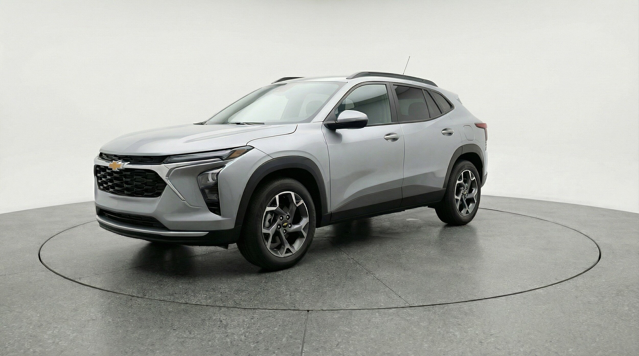 Thumbnail: 2025 Chevrolet Trax - 3