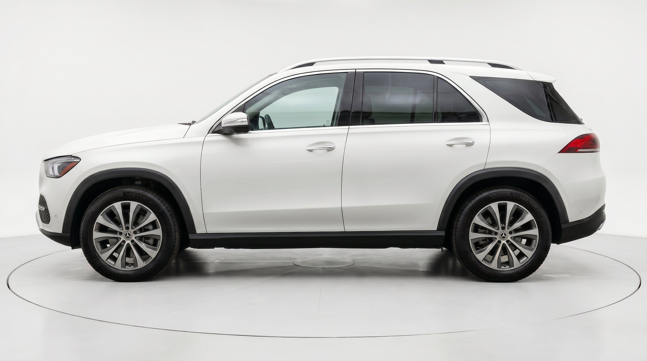 Thumbnail: 2026 Mercedes-Benz GLE - 5