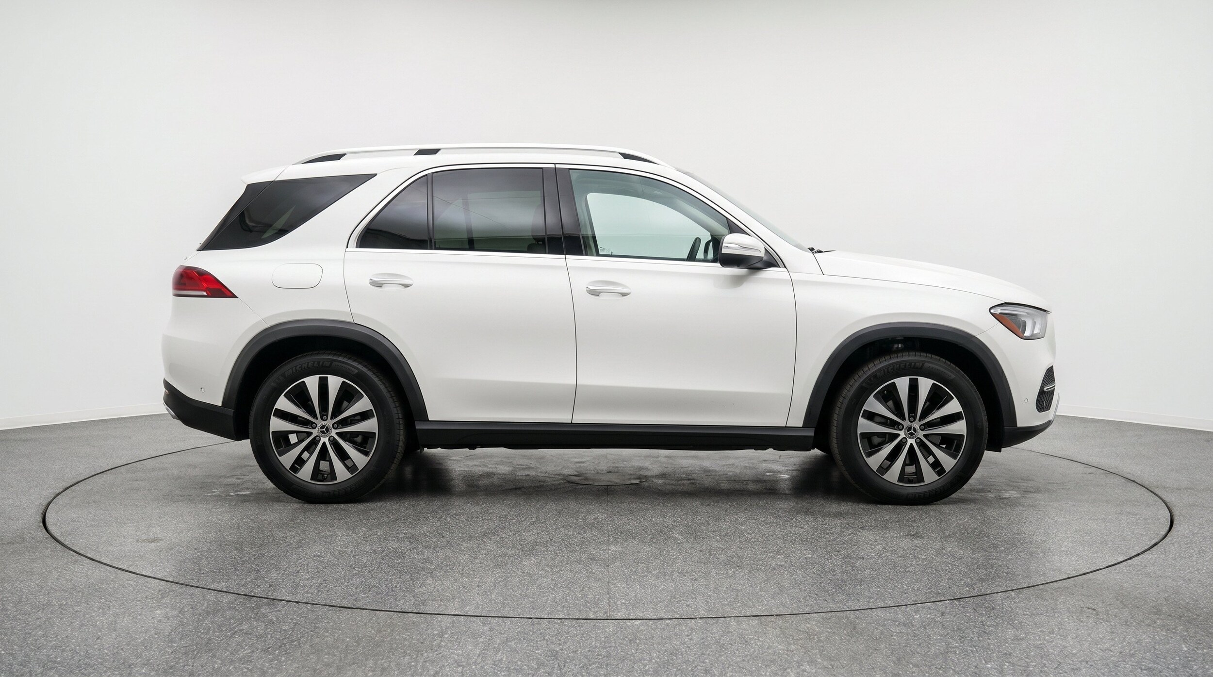 Thumbnail: 2026 Mercedes-Benz GLE - 11