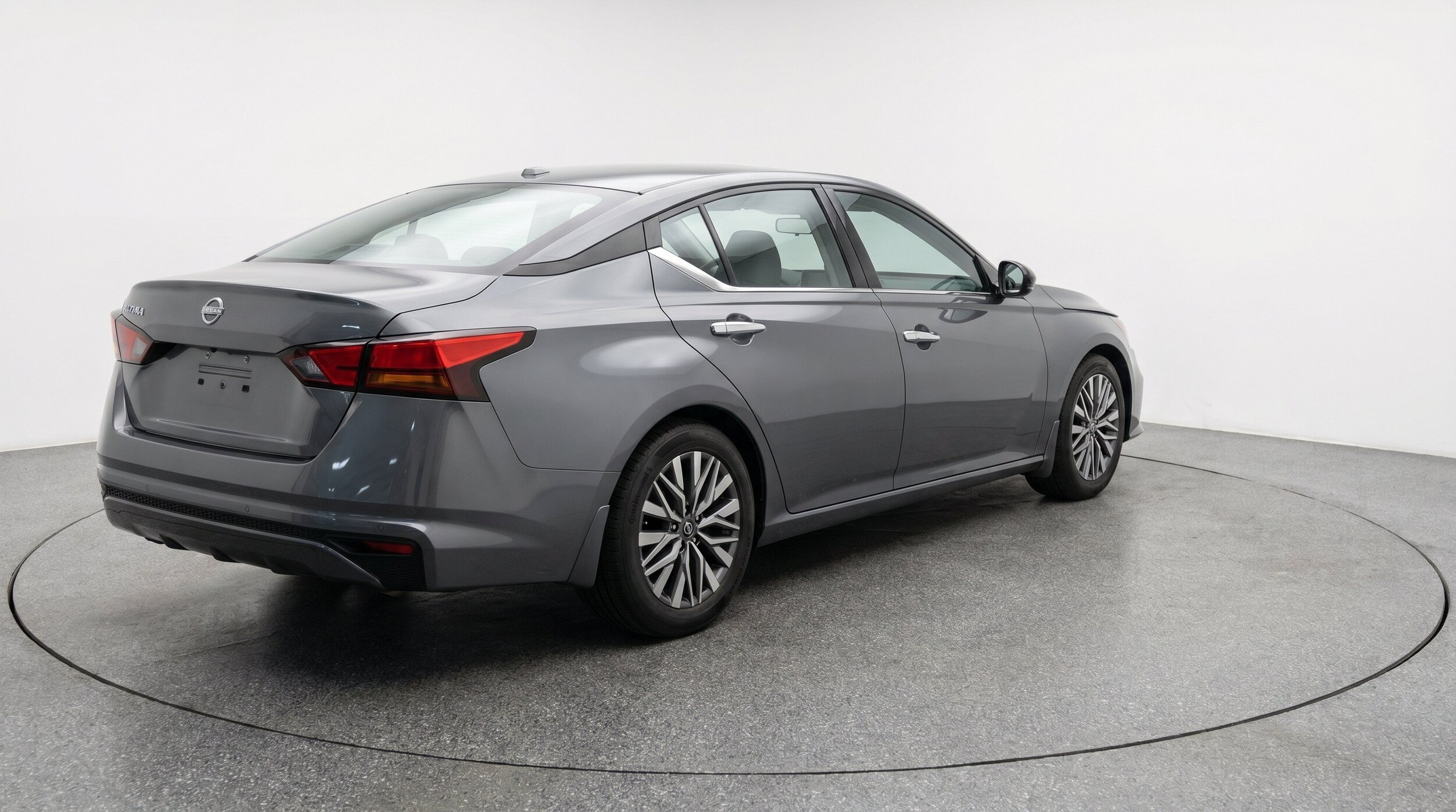 Thumbnail: 2025 Nissan Altima - 9