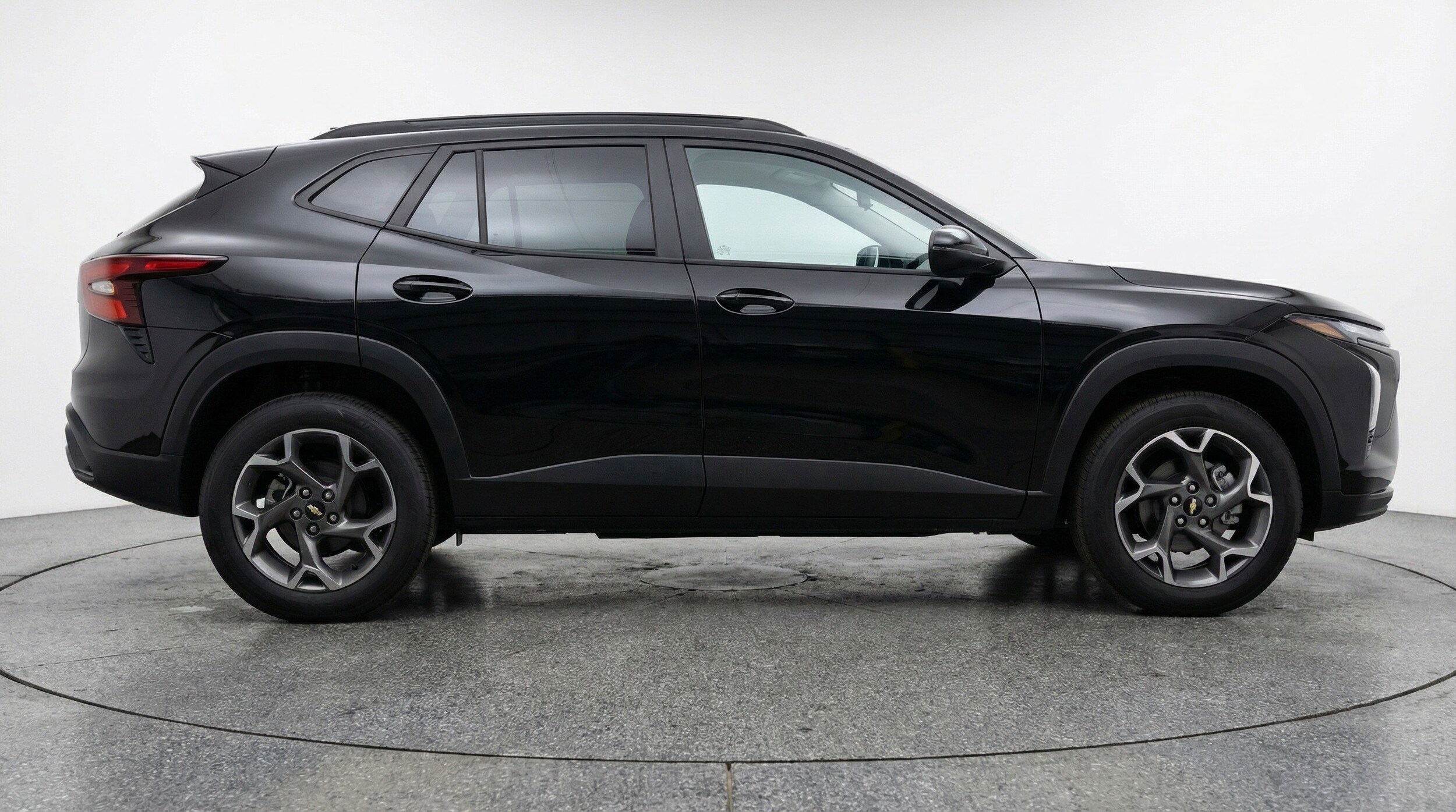 Thumbnail: 2025 Chevrolet Trax - 11