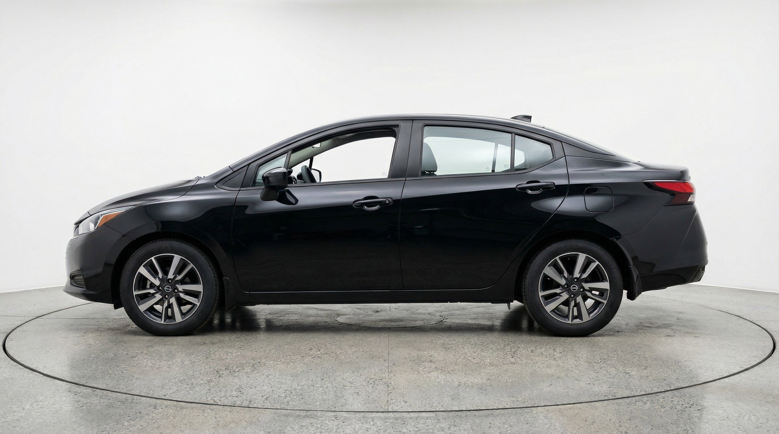 Thumbnail: 2025 Nissan Versa - 5