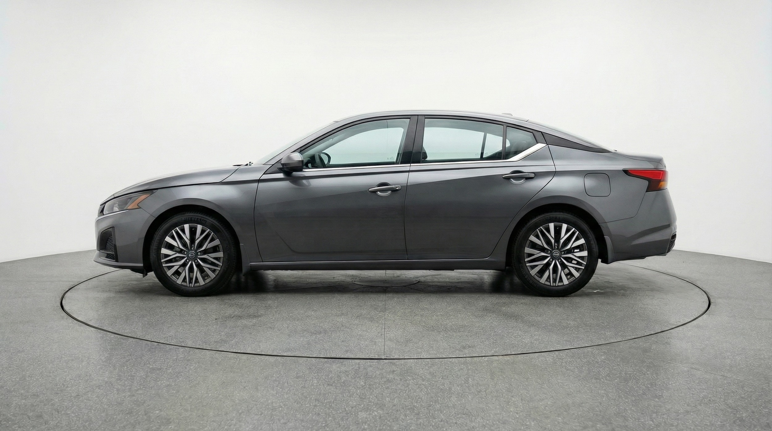 Thumbnail: 2025 Nissan Altima - 4