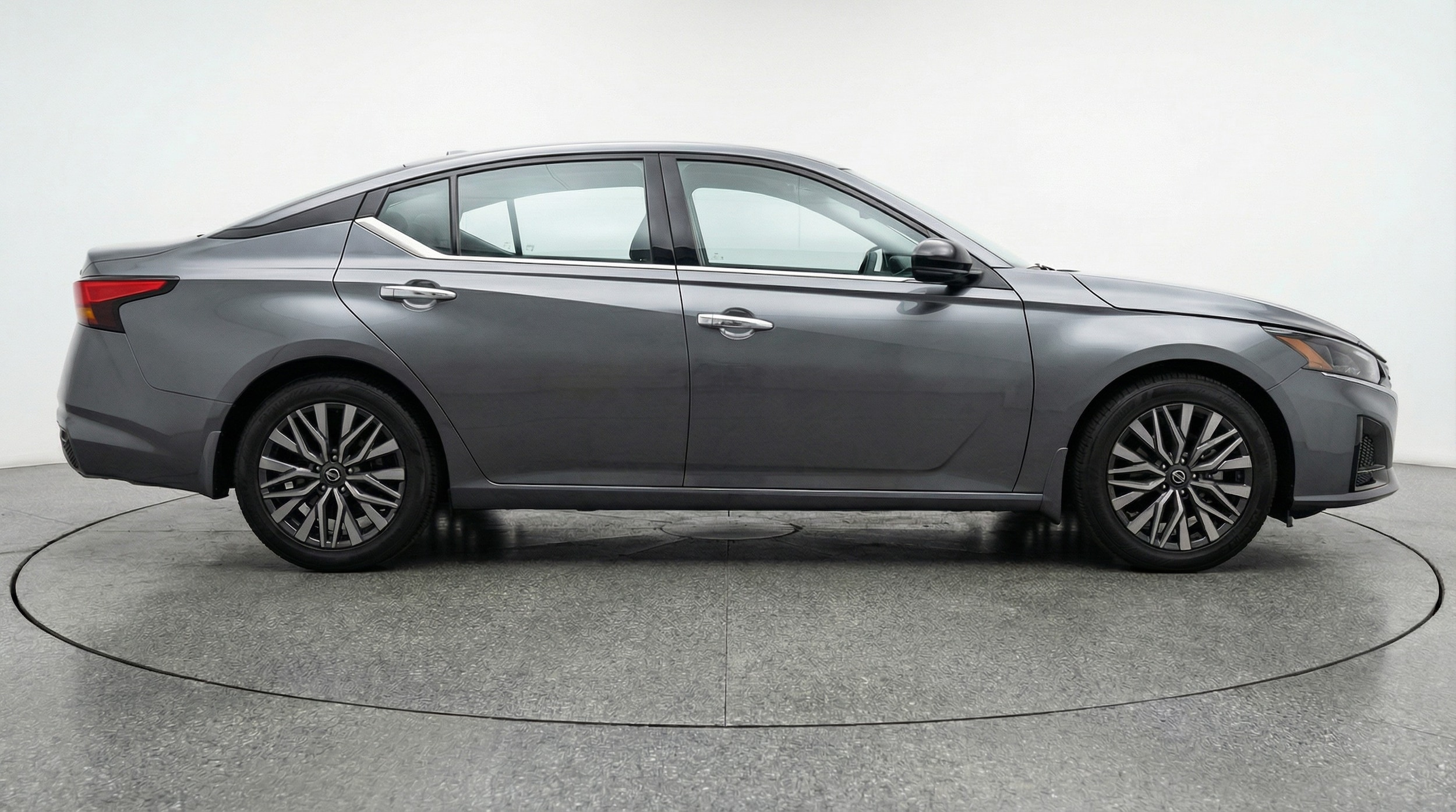 Thumbnail: 2025 Nissan Altima - 8