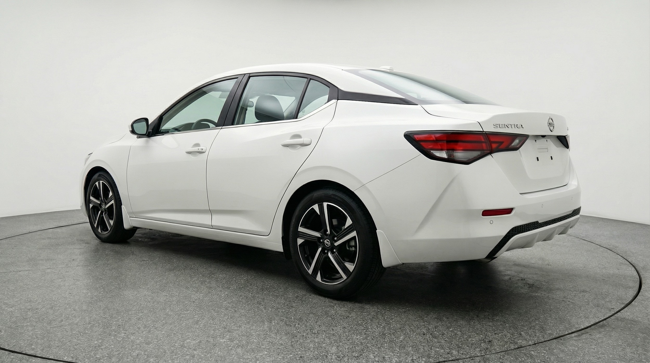 Thumbnail: 2025 Nissan Sentra - 5