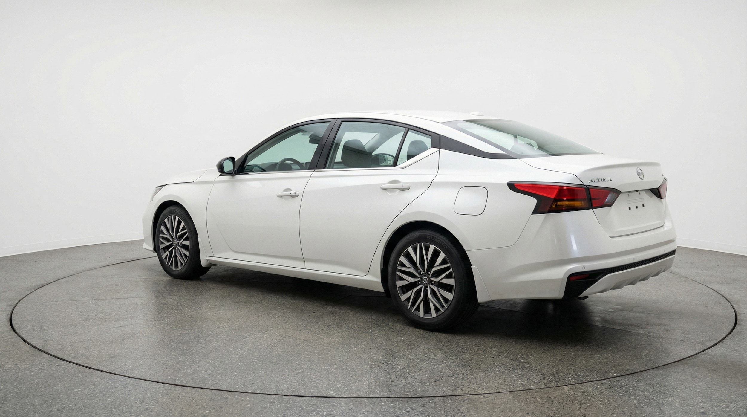 Thumbnail: 2025 Nissan Altima - 6