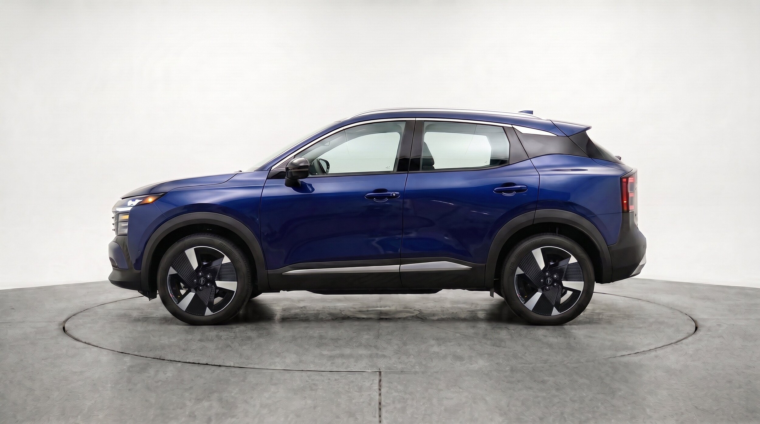 Thumbnail: 2026 Nissan Kicks - 5