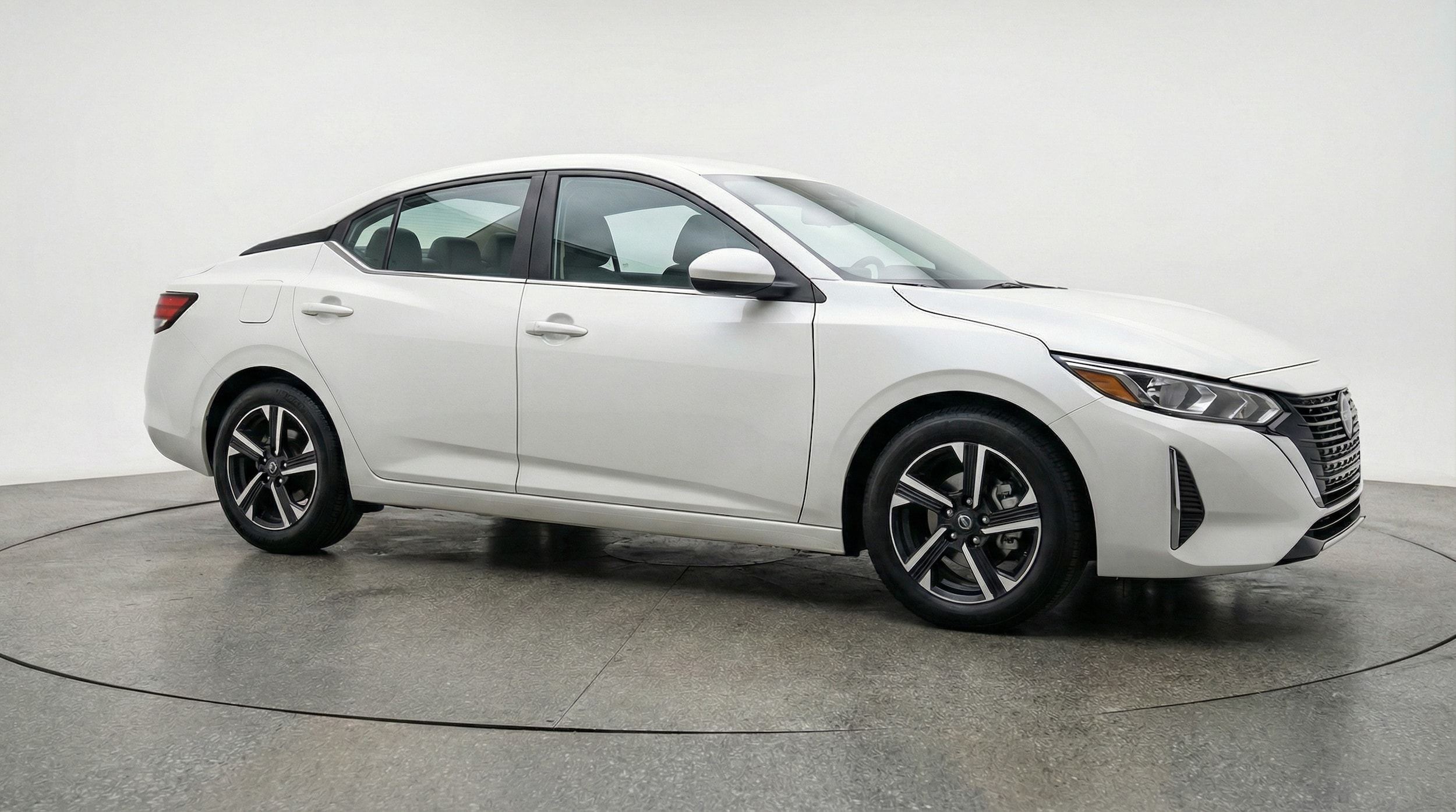 Thumbnail: 2025 Nissan Sentra - 1